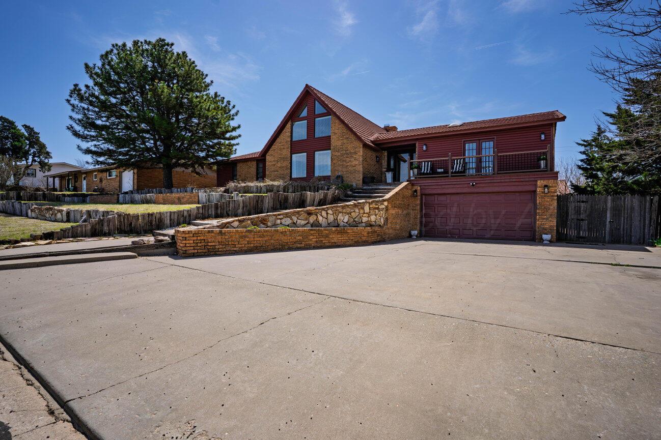 304 Gardner Street, Borger, Texas image 2