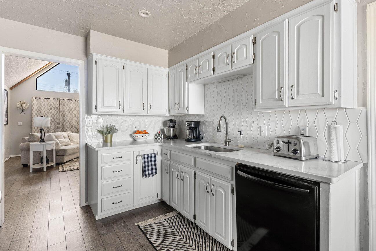 304 Gardner Street, Borger, Texas image 12