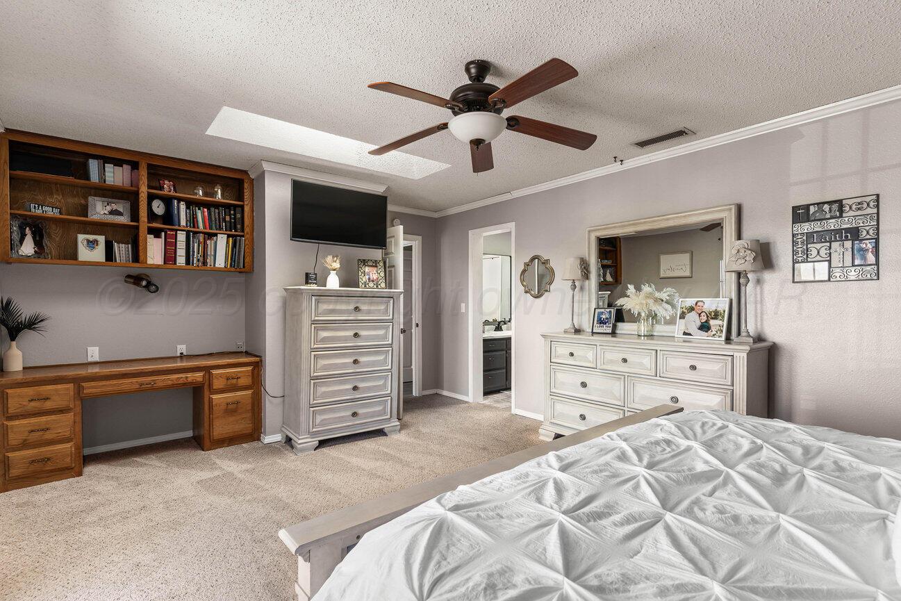 304 Gardner Street, Borger, Texas image 17