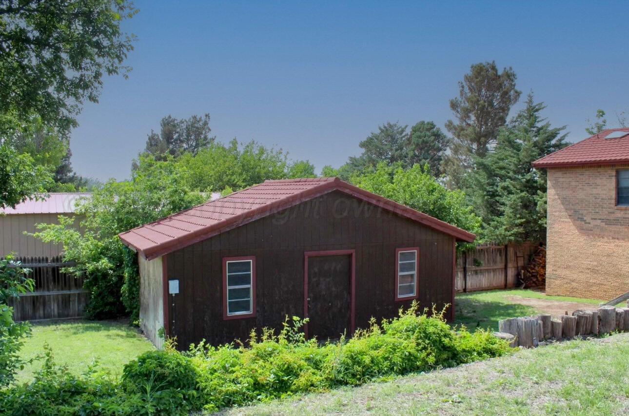 304 Gardner Street, Borger, Texas image 35