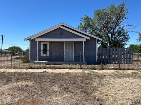 Homes For Sale - 2407 NW 3rd Avenue<br/> Amarillo, TX 79106