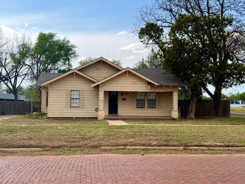 Homes For Sale - 200 S Main Street<br/> Childress, TX 79201