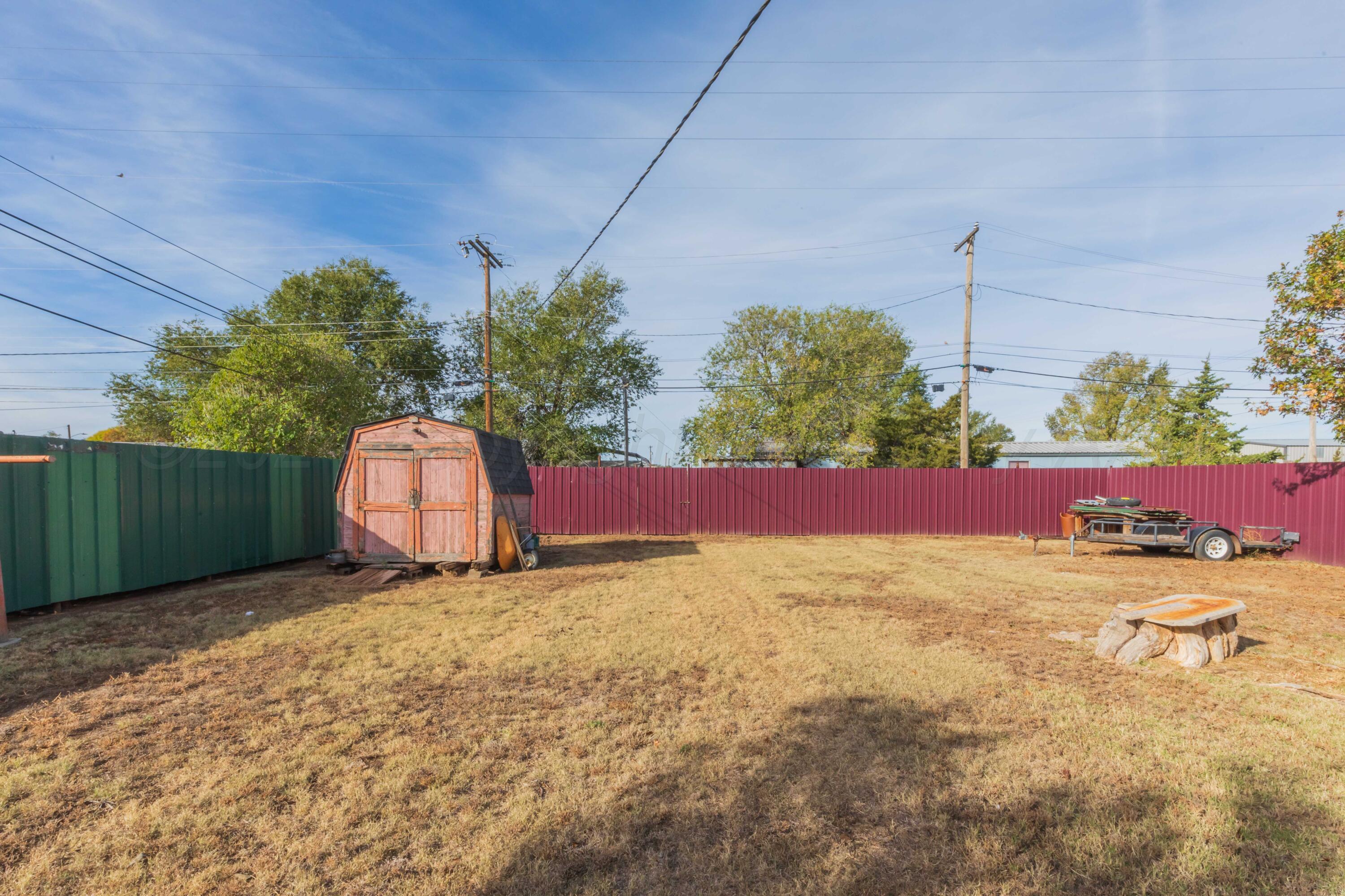 321 N Meredith Ave, Dumas, Texas image 20