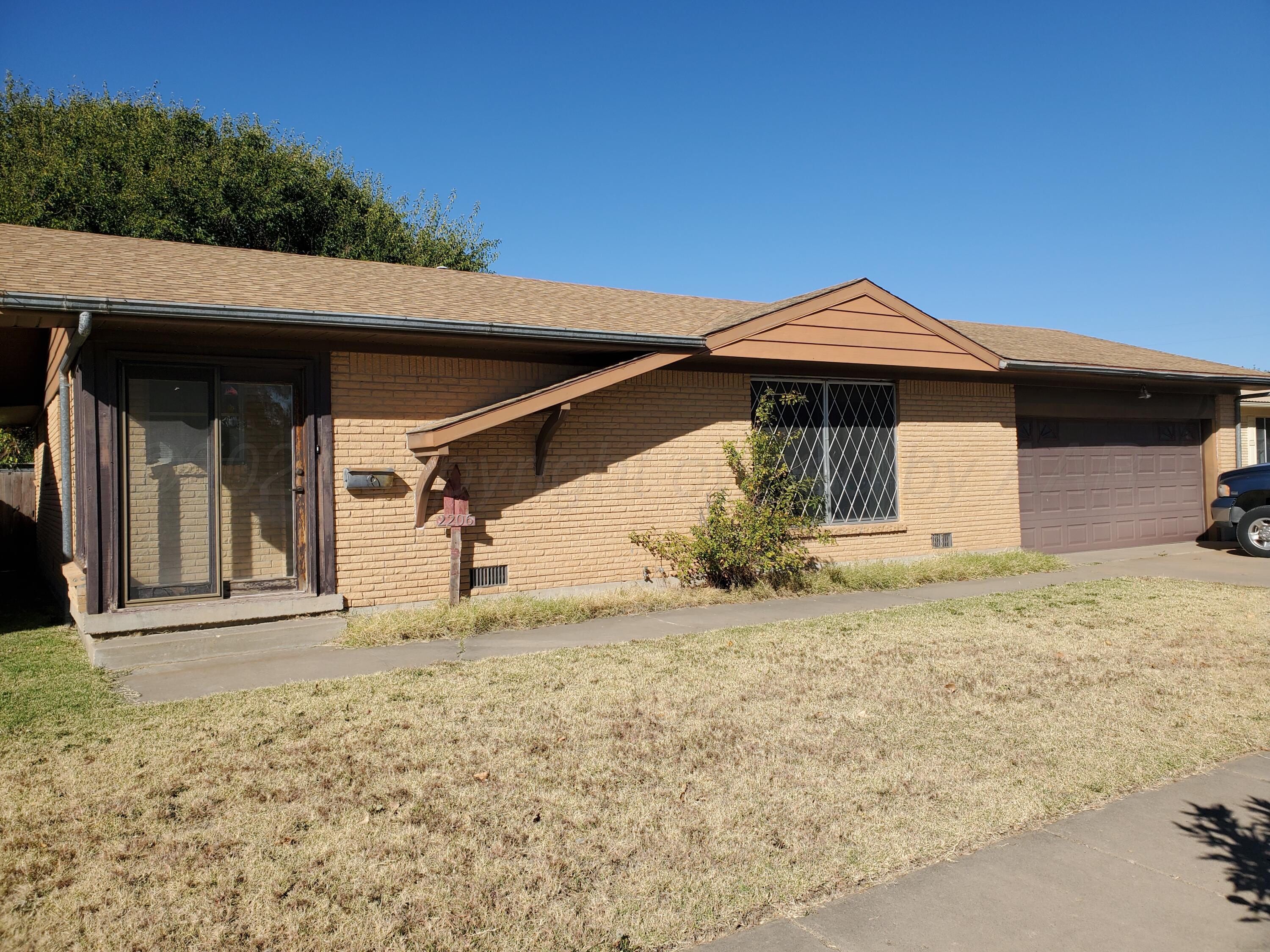 2206 Harvard Drive, Perryton, Texas image 1