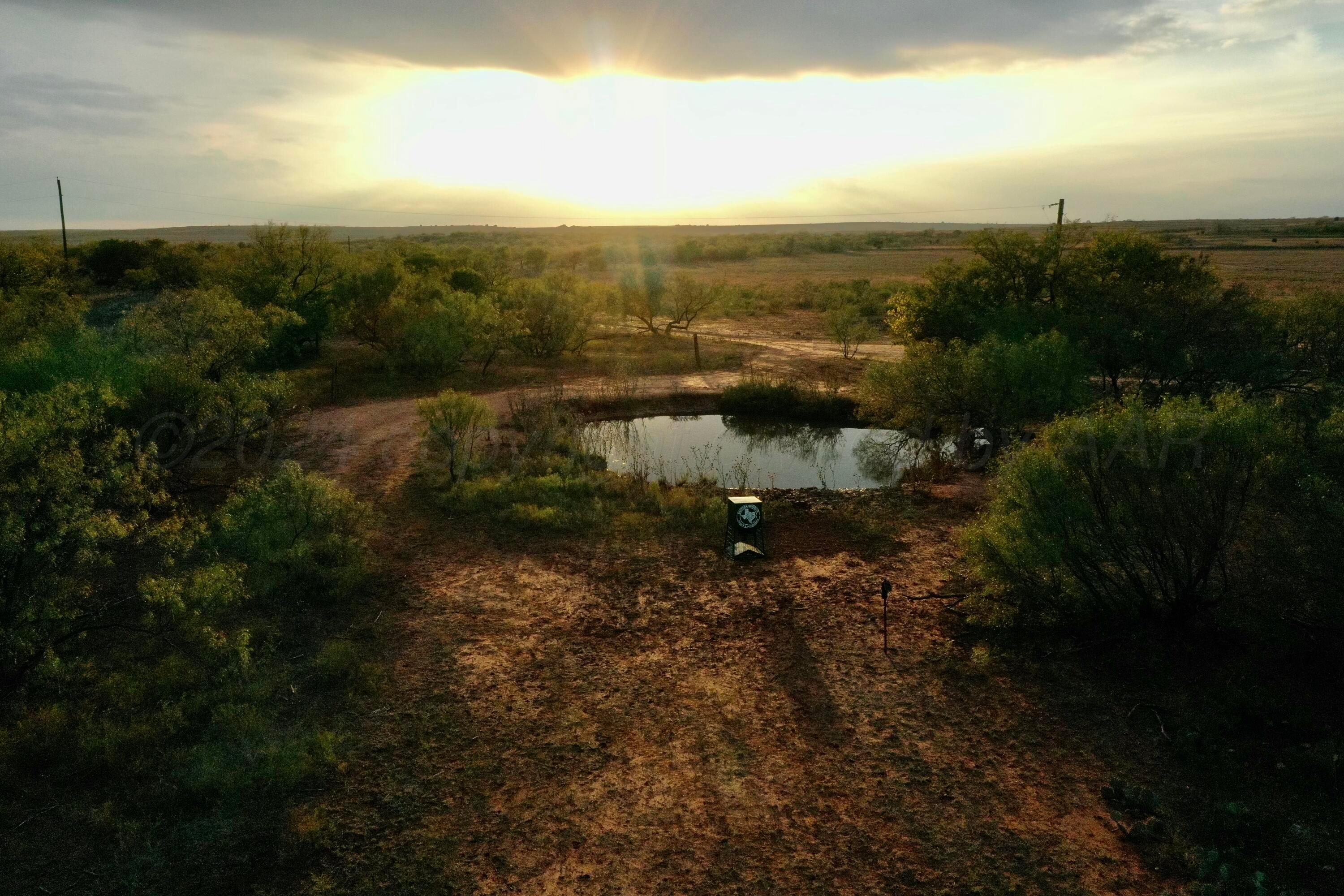 Cr H, Estelline, Texas image 11