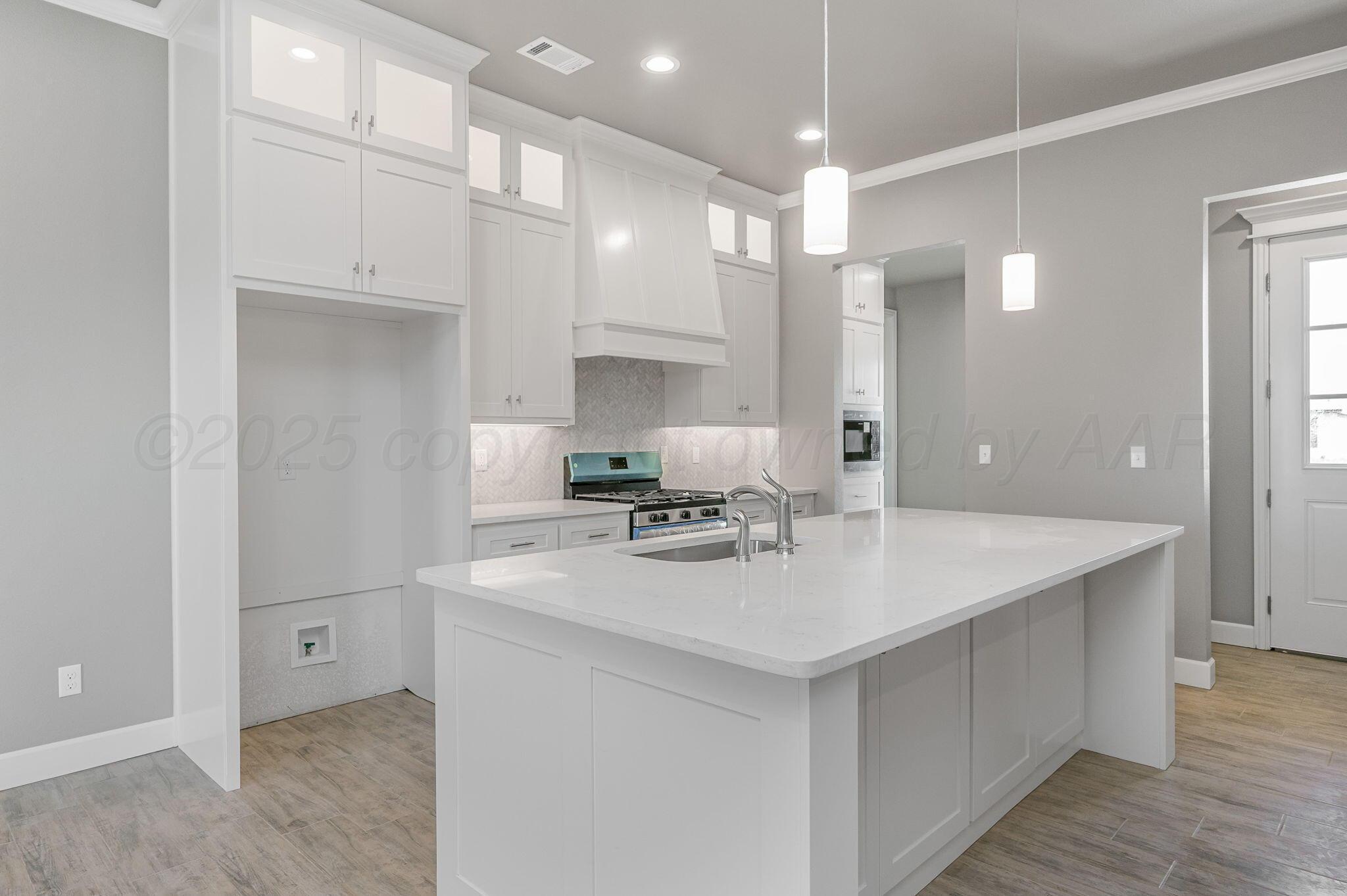 10 Bull Run Drive, Canyon, Texas image 4