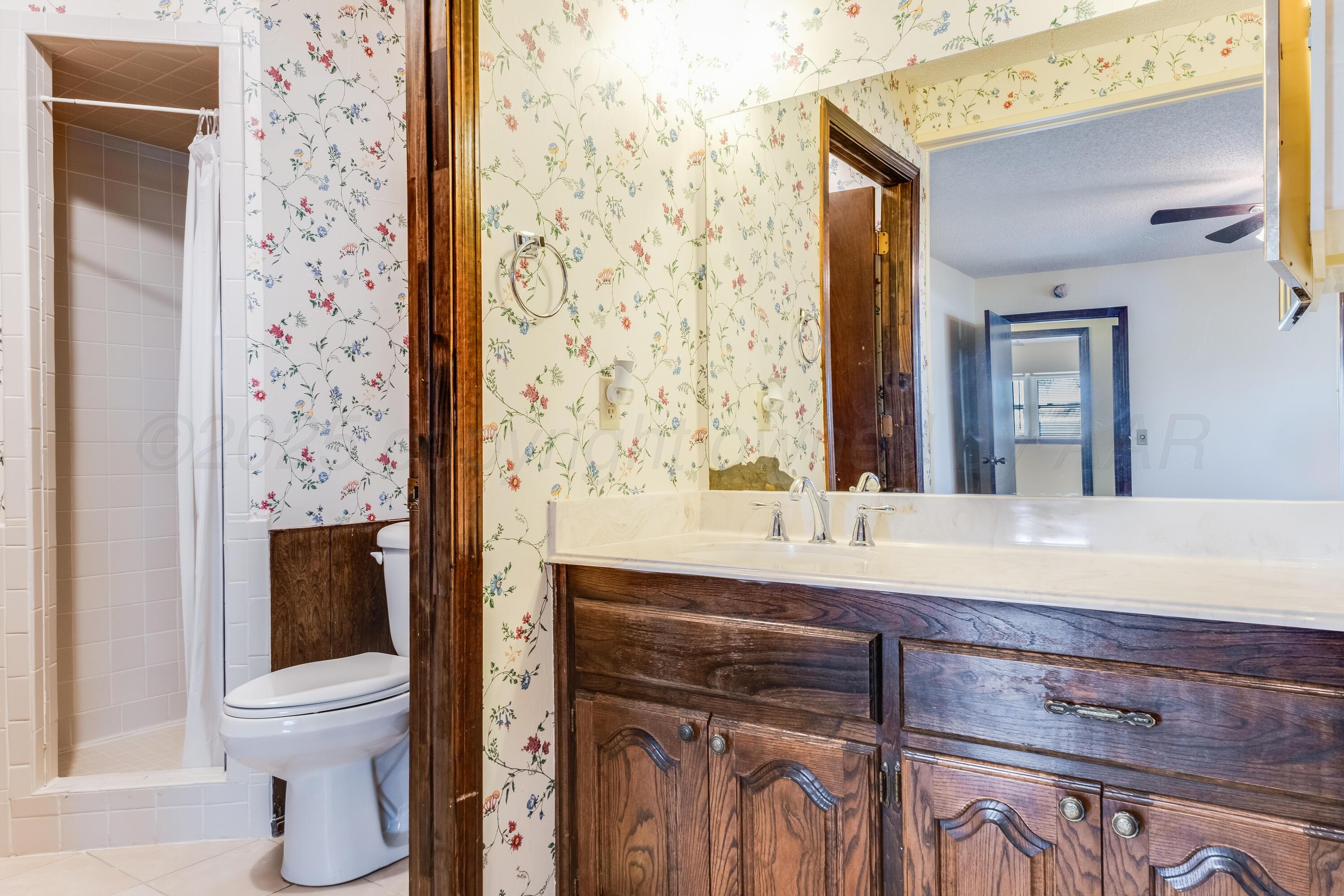 136 Ironwood Street, Hereford, Texas image 14