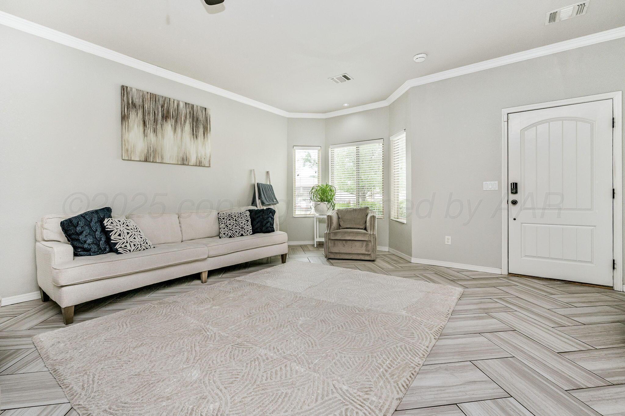1007 S Zinfandel Avenue #7B, Amarillo, Alaska image 4