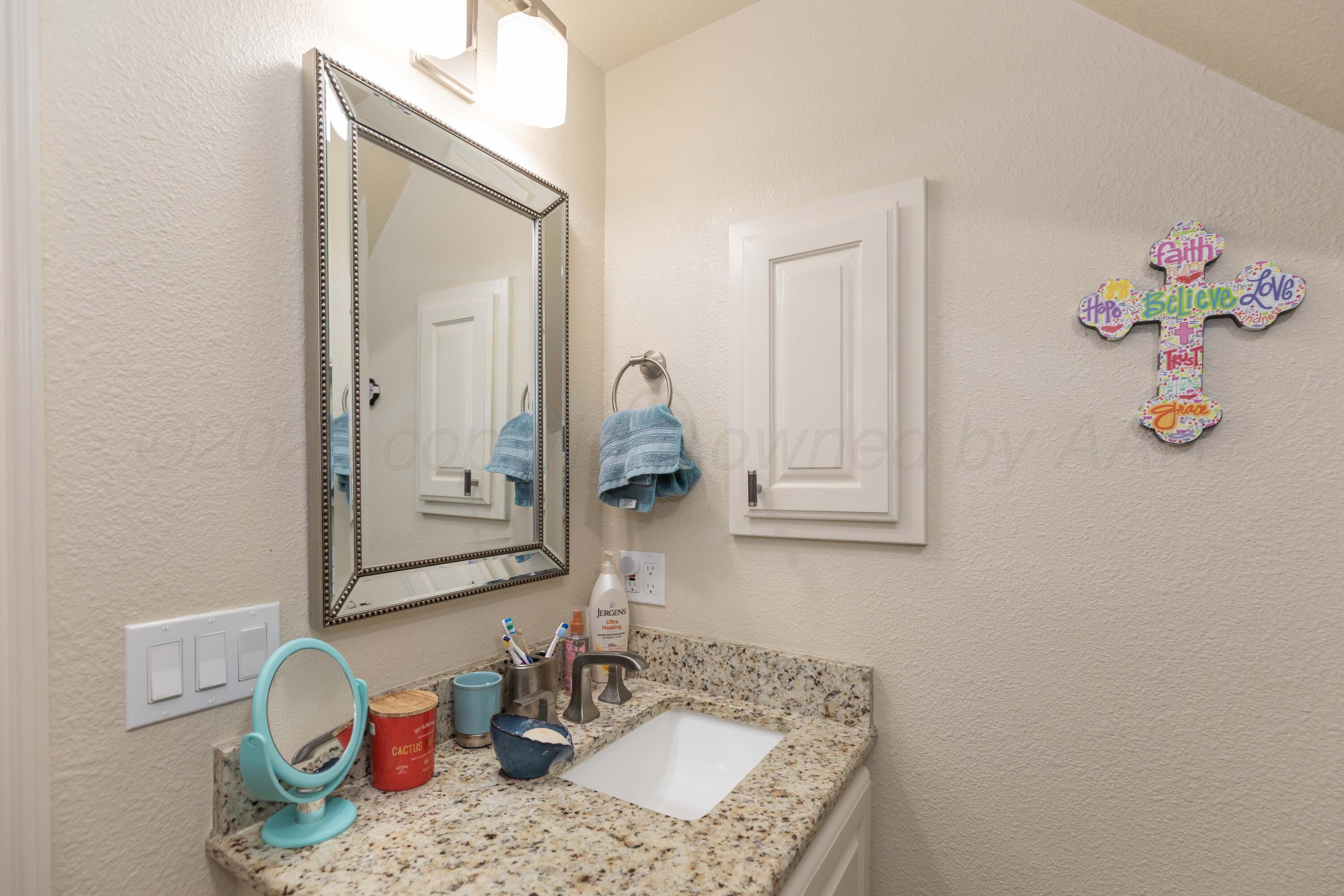 1401 N Dowell Road, Amarillo, Alaska image 37