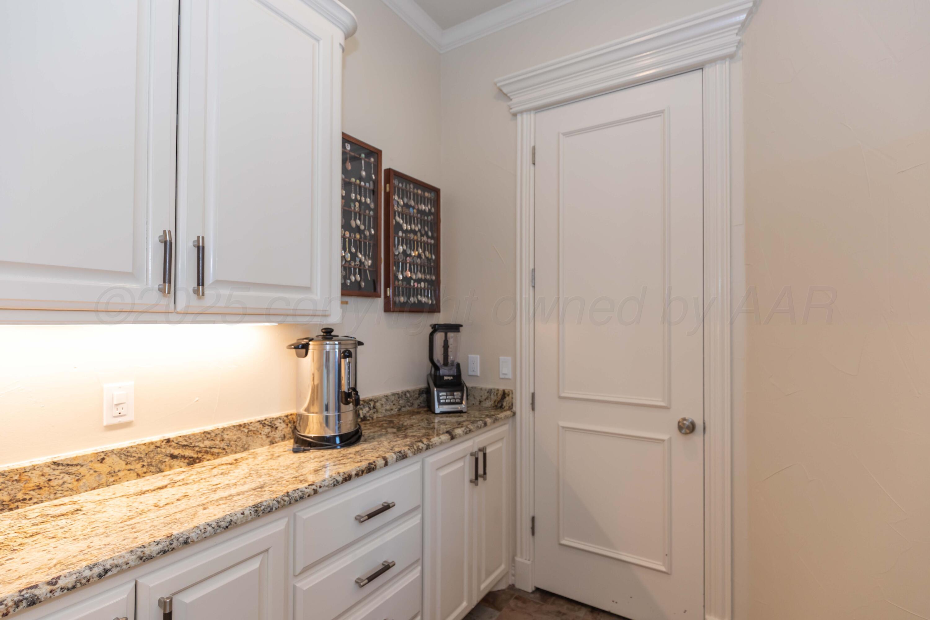 1401 N Dowell Road, Amarillo, Alaska image 21