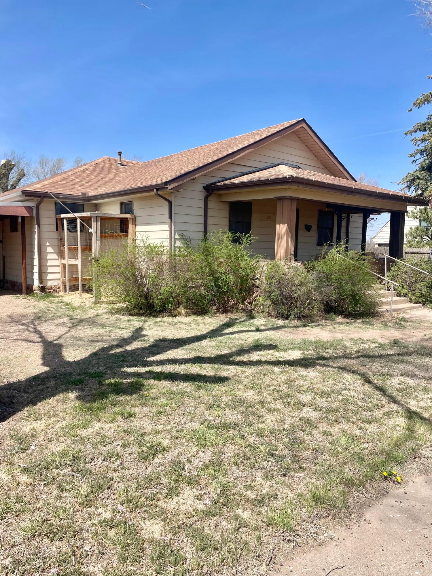 301 N Main Street, Vega, Texas image 2