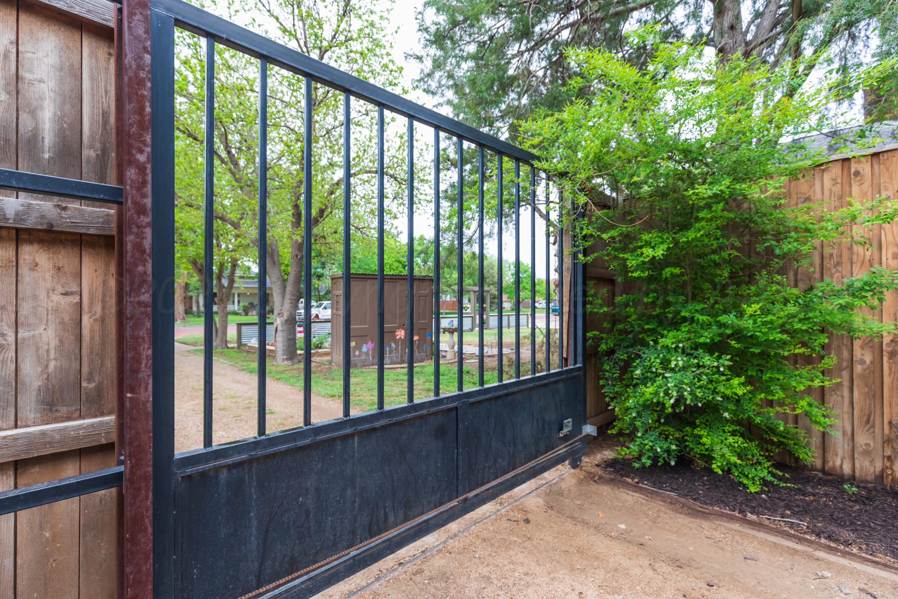 1611 S Van Buren Street, Amarillo, Alaska image 2