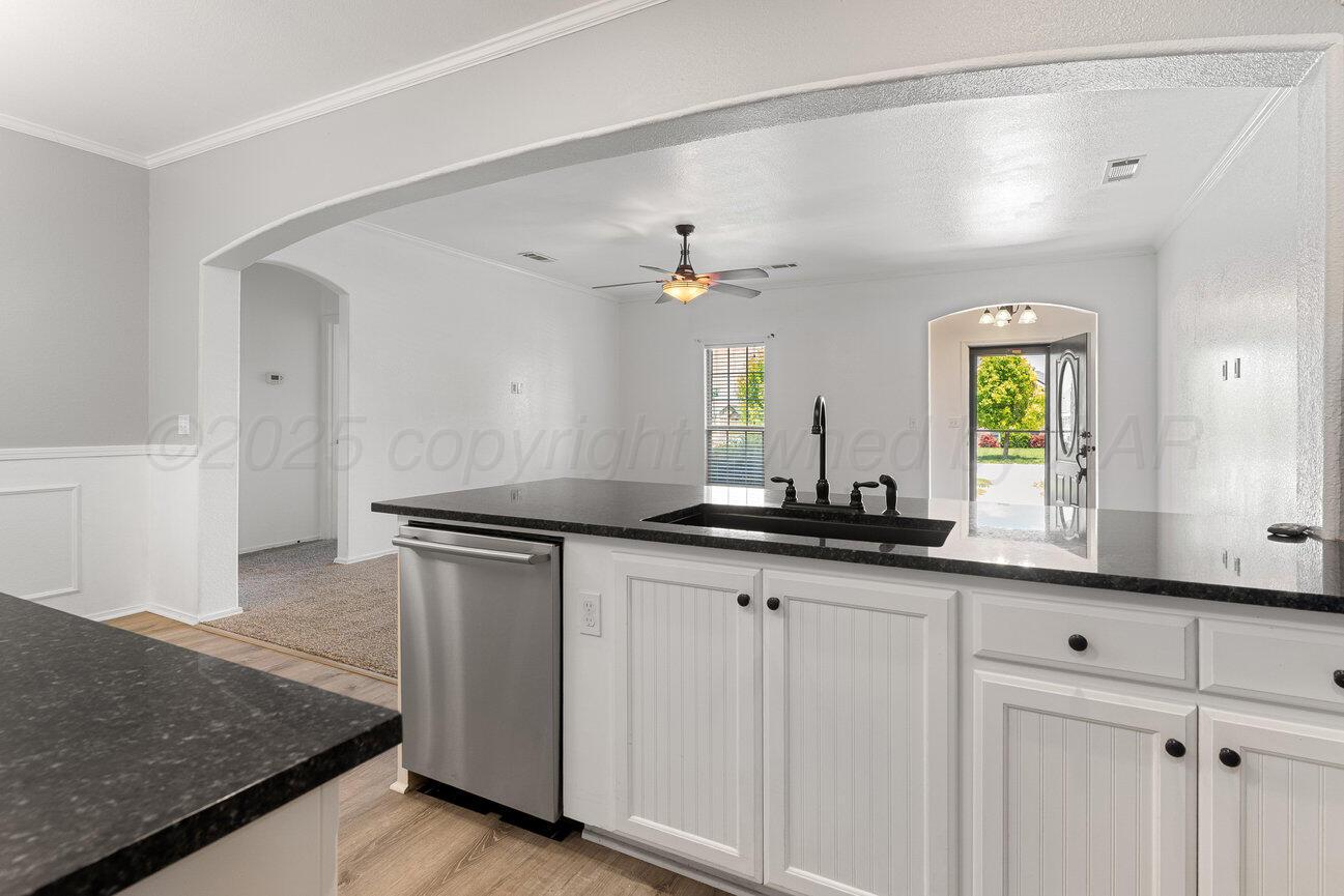 9909 Asher Avenue, Amarillo, Alaska image 10