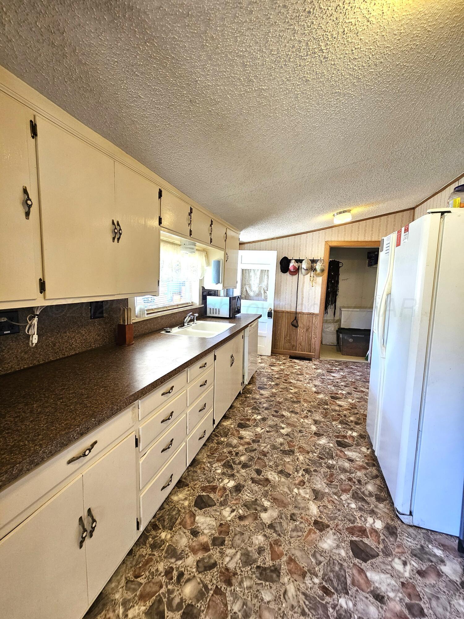 310 S Mobeetie Street, Wheeler, Alaska image 7