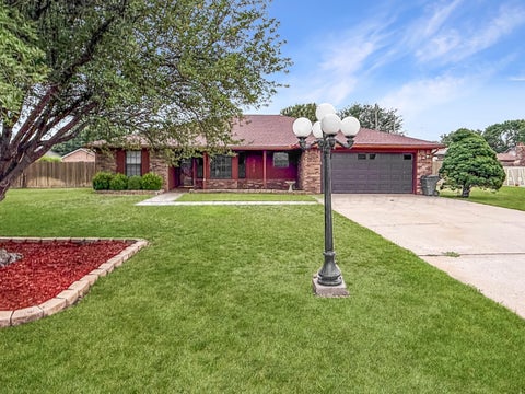 Homes For Sale - 311 Bois D' Arc Arc<br/> Hutchinson County, Borger, TX 79007