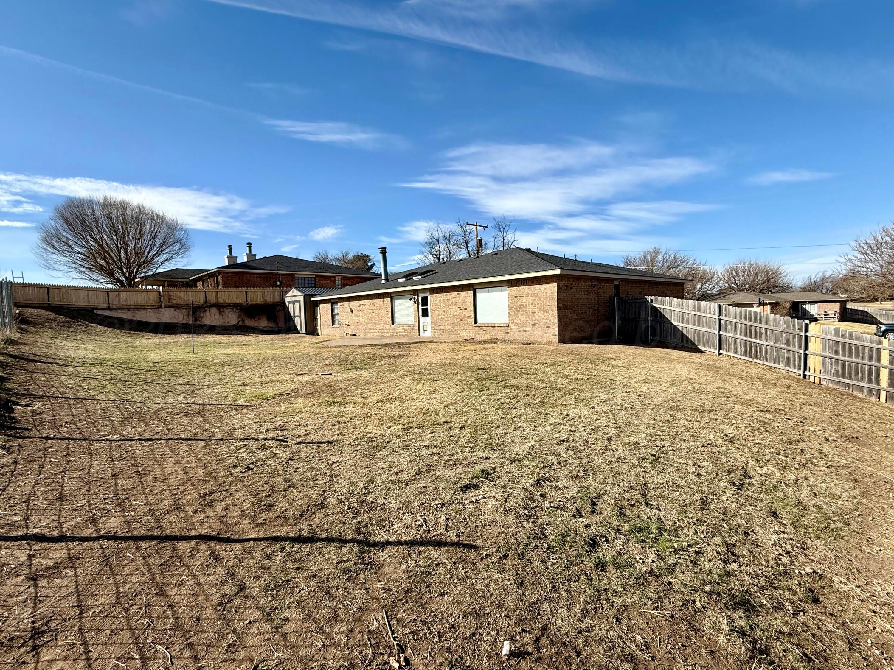 805 W Skyline Drive, Borger, Texas image 34