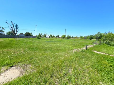 Vacant Land For Sale - 509 W Elm Avenue<br/> Gray County, Pampa, TX 79065