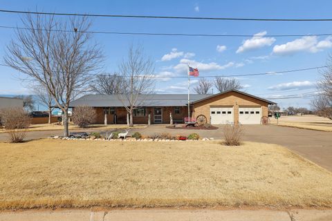 Homes For Sale - 1201 Purnell Avenue<br/> Stratford, TX 79084