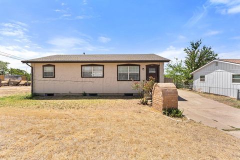 Homes For Sale - 322 Poplar Street<br/> Amarillo, TX 79107