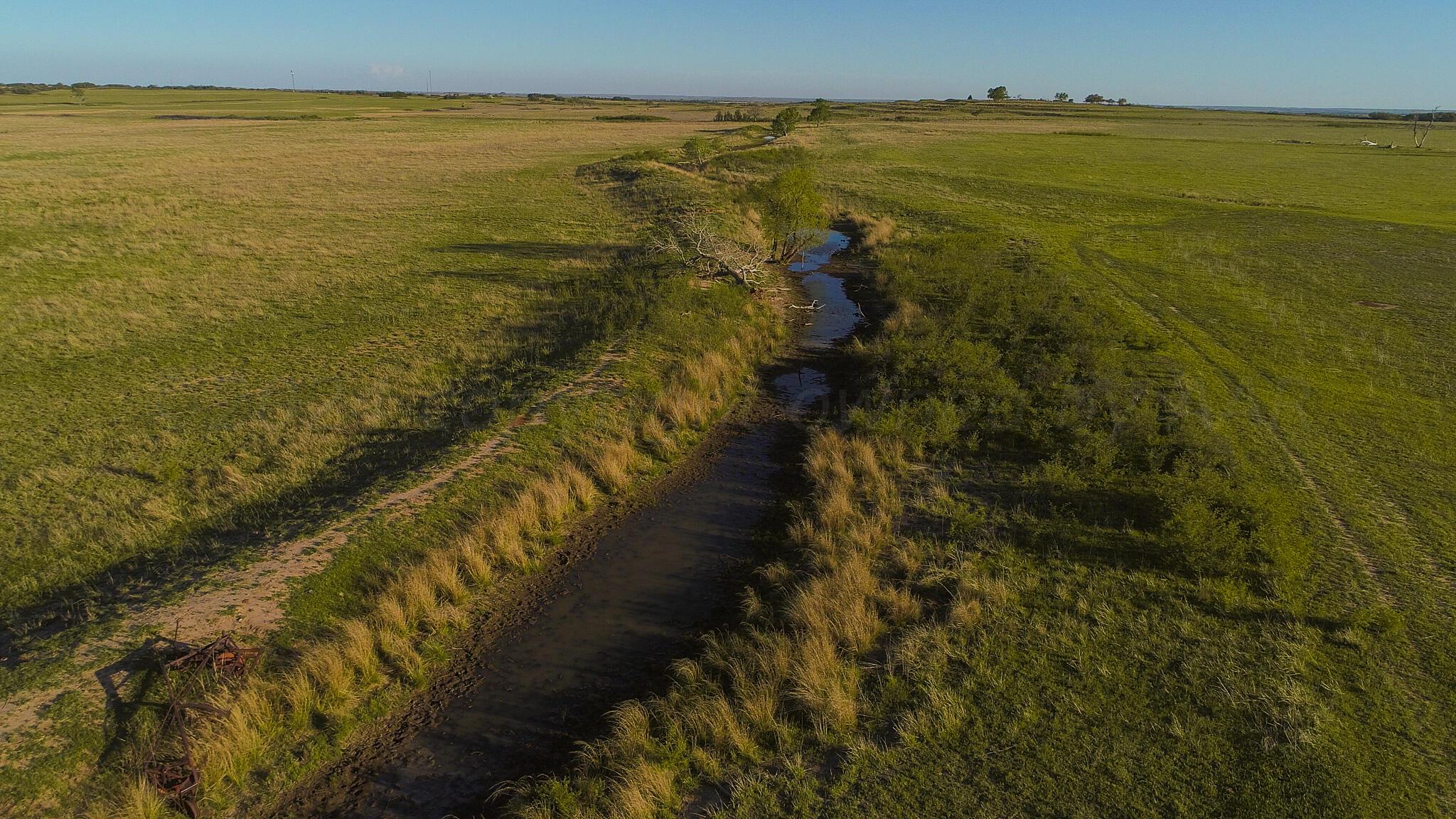 Terry Place, Shamrock, Texas image 10