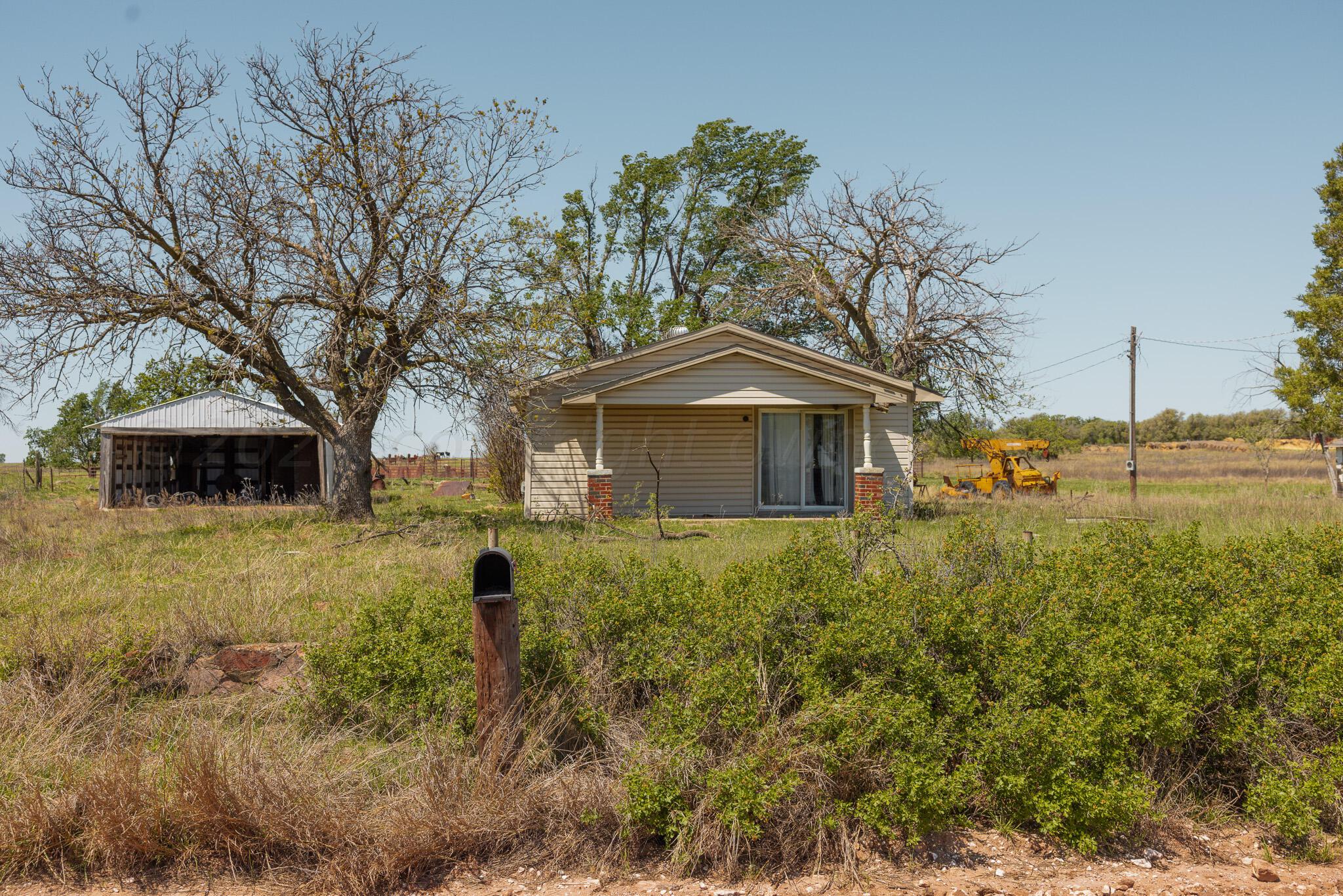 Terry Place, Shamrock, Texas image 8