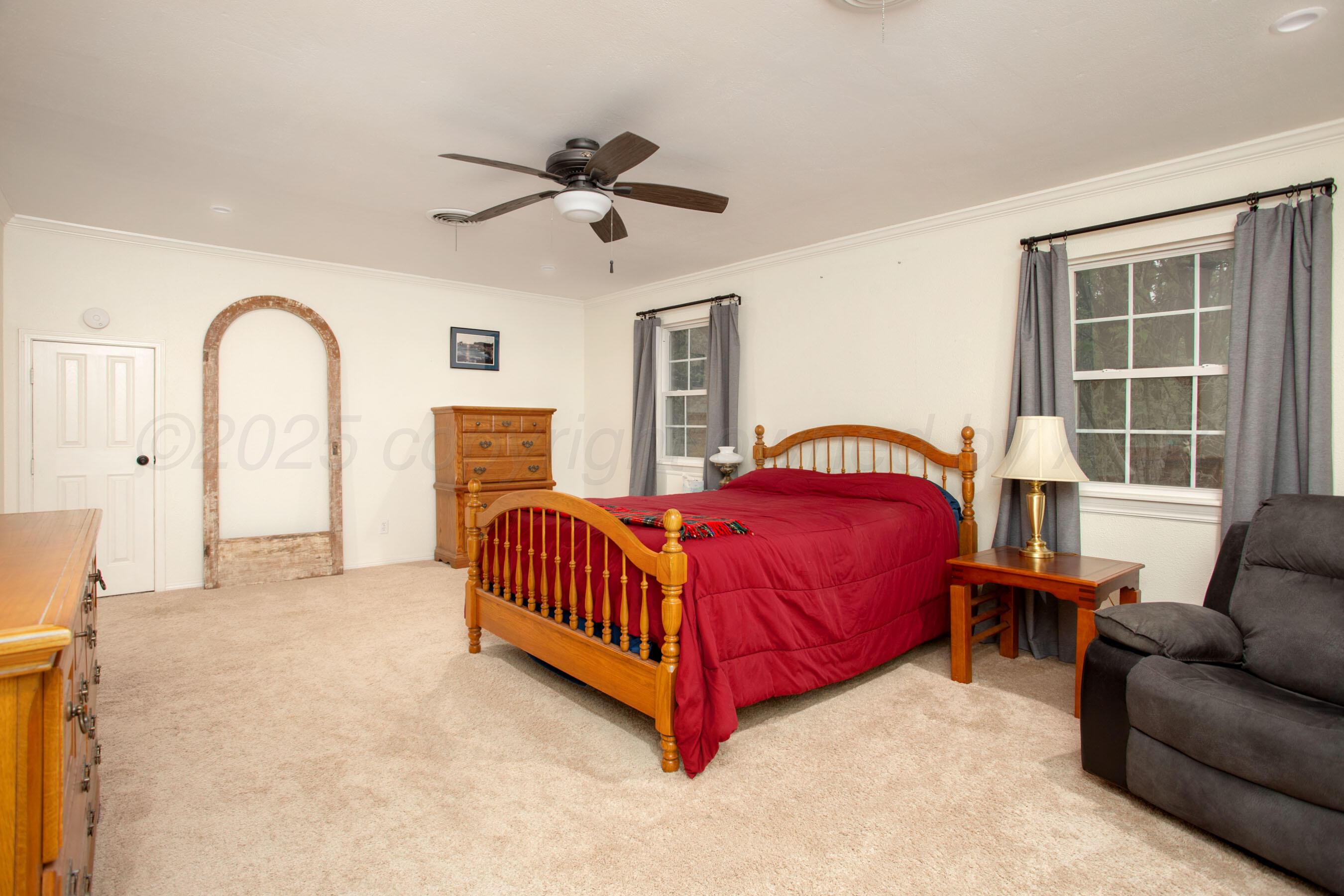 2205 S Hughes Street, Amarillo, Alaska image 24