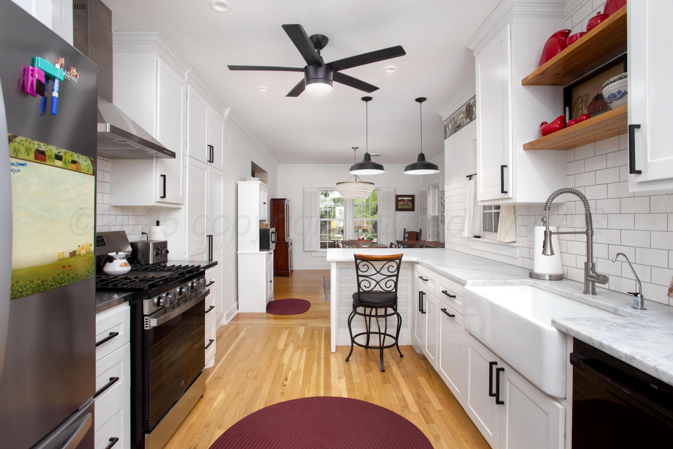 2205 S Hughes Street, Amarillo, Alaska image 12