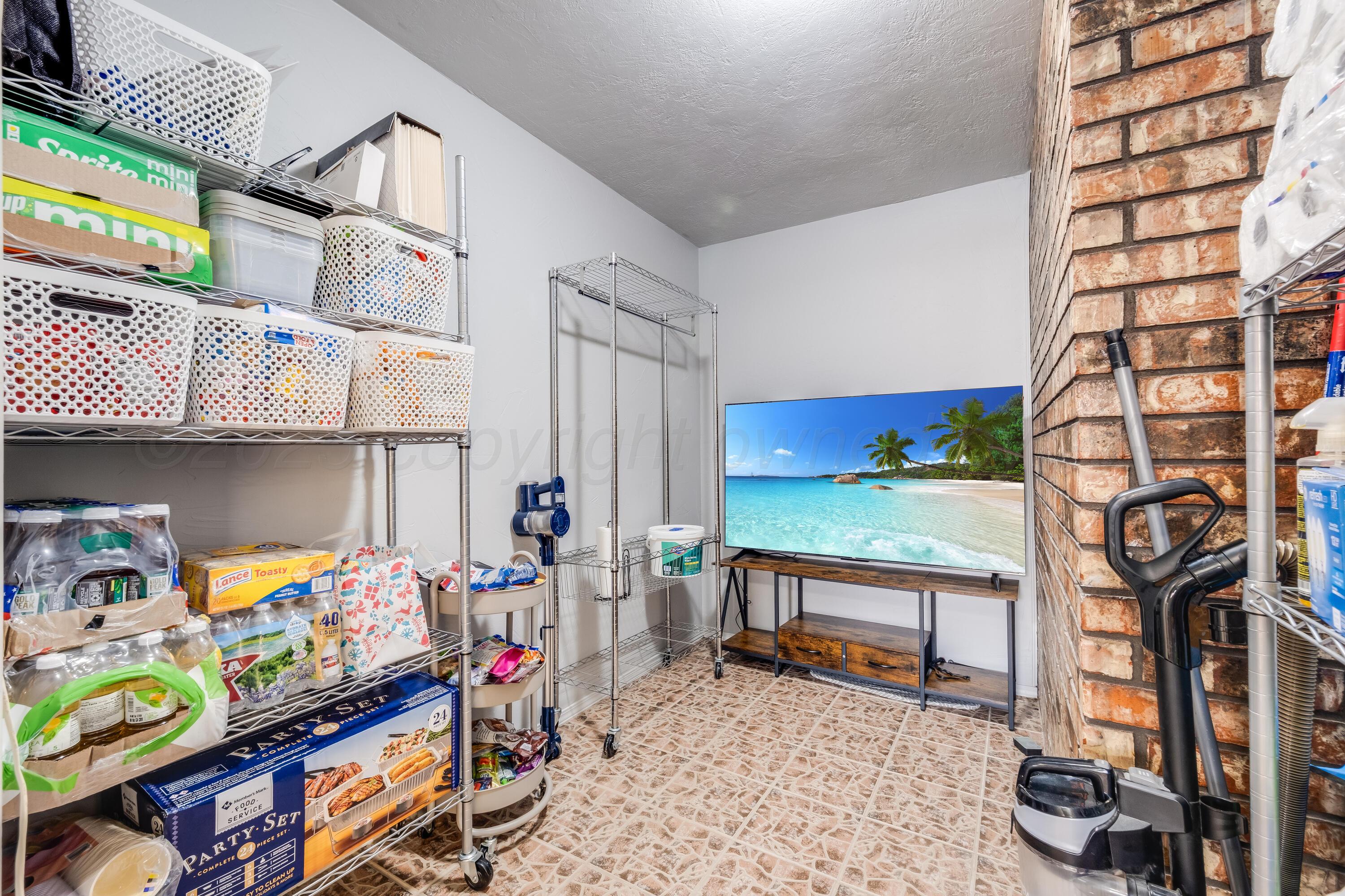 6308 Dartmouth Street, Amarillo, Alaska image 21
