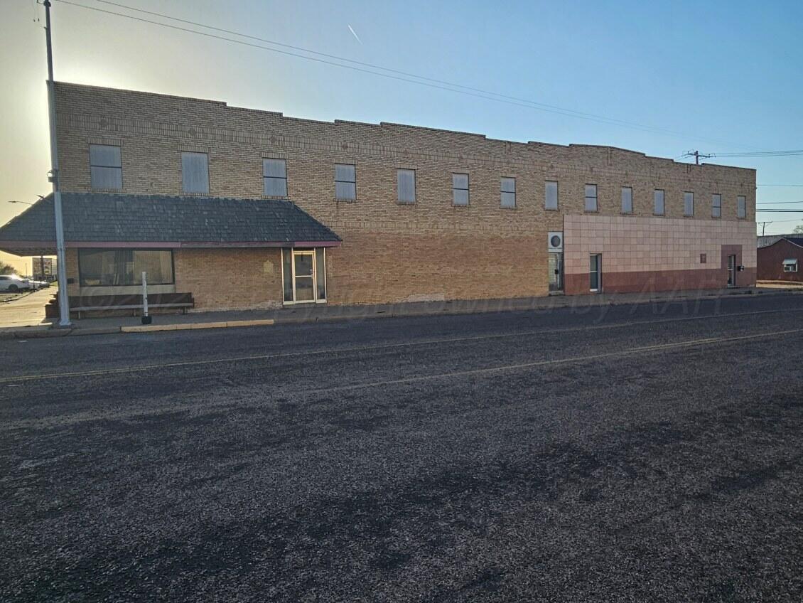 418 S Main Street, Borger, Alaska image 3