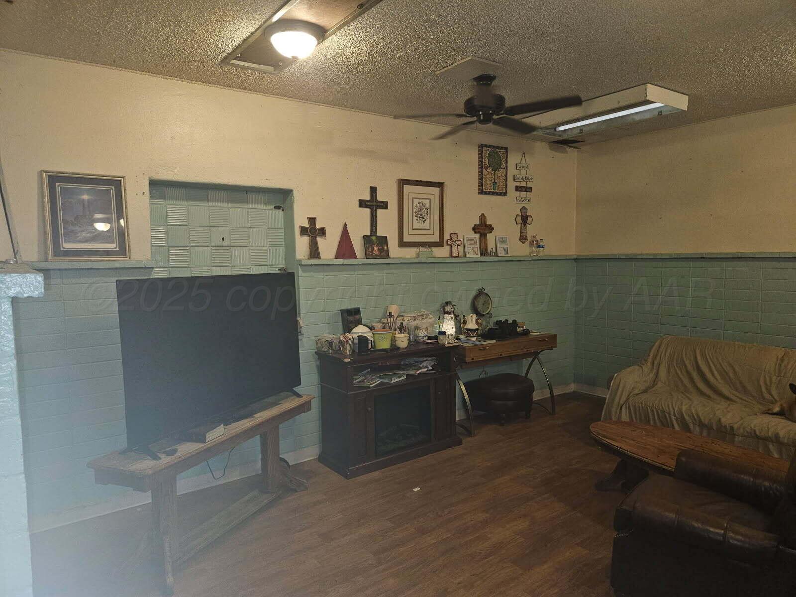 418 S Main Street, Borger, Alaska image 17