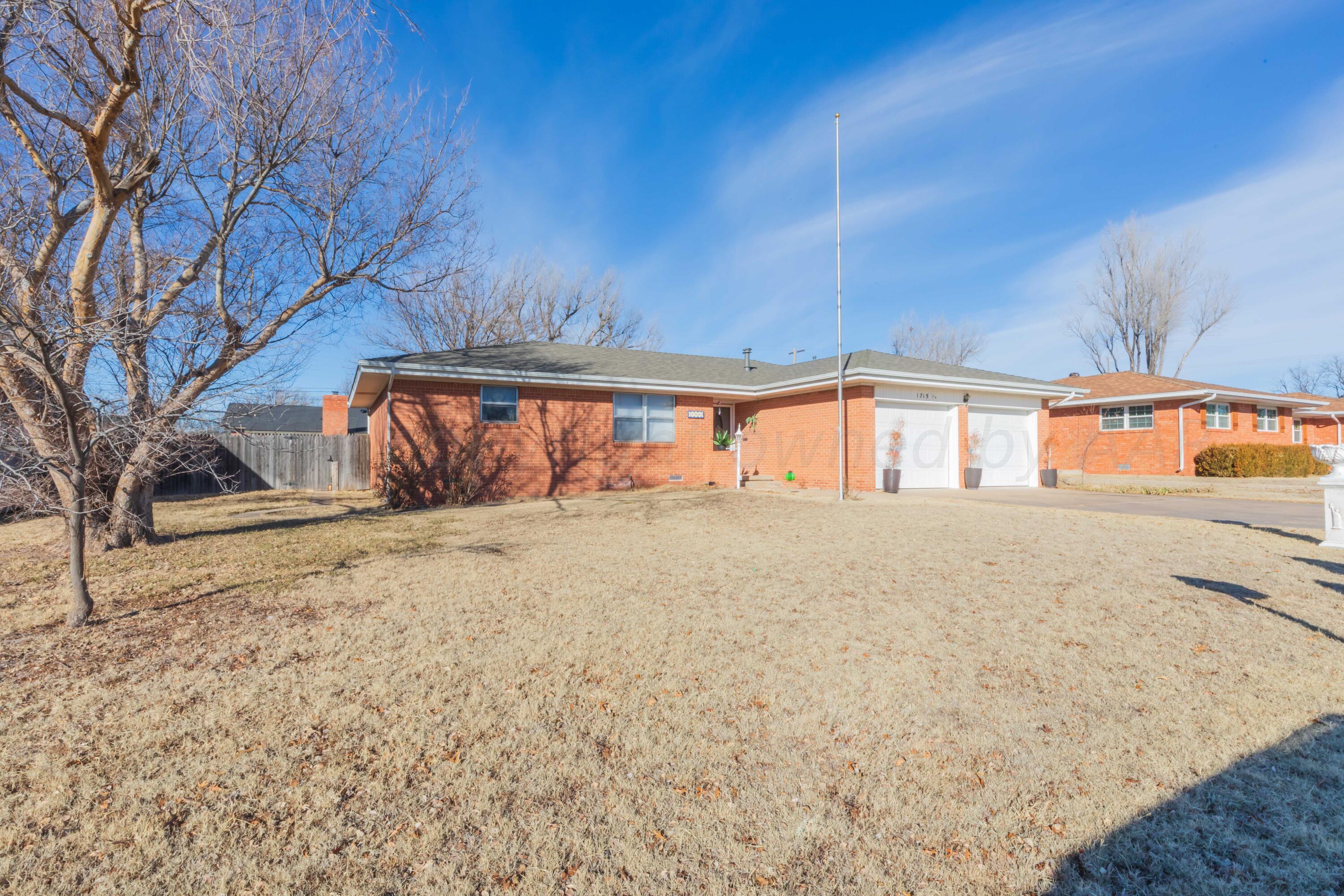 1715 Grape Lane, Pampa, Texas image 3