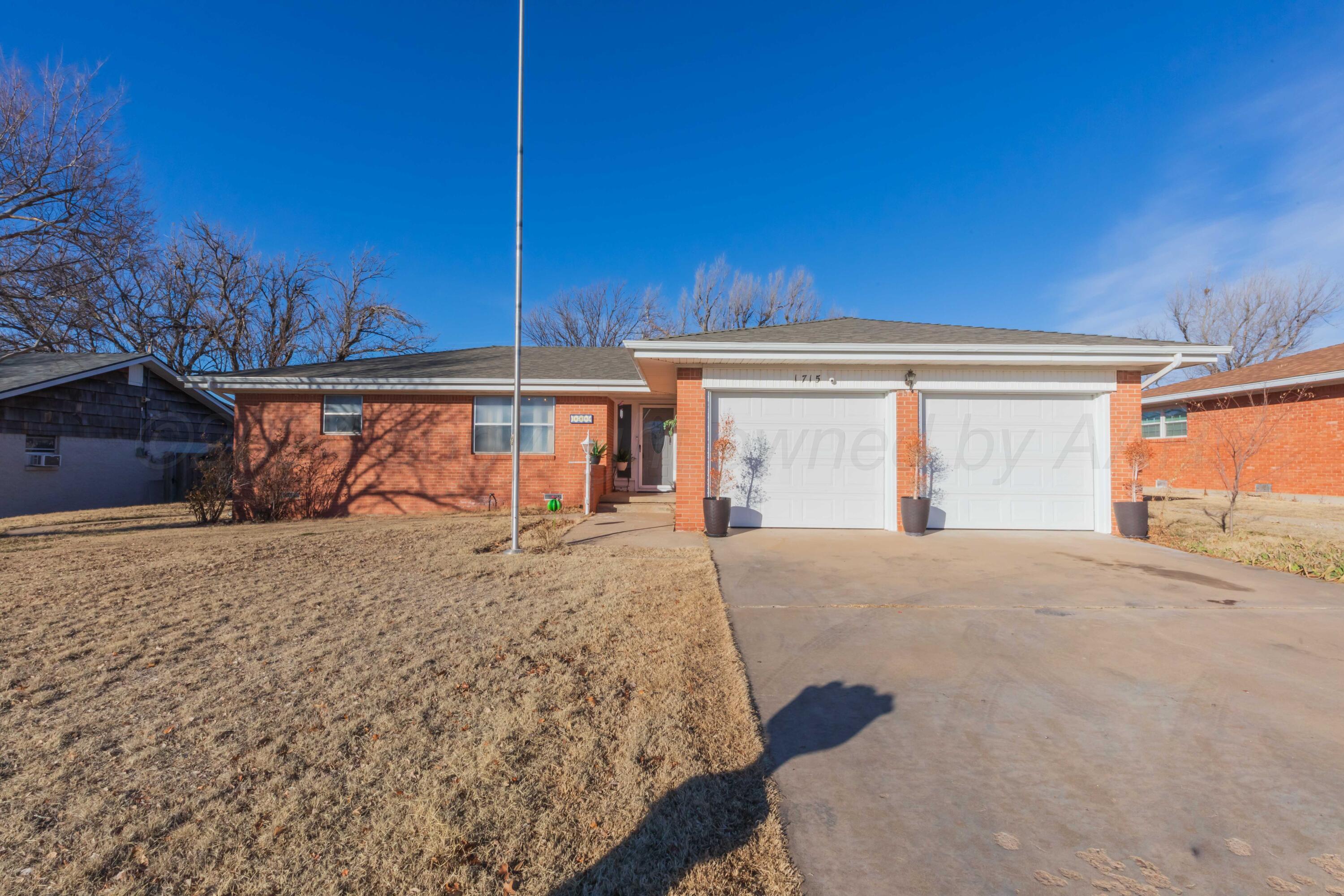 1715 Grape Lane, Pampa, Texas image 1