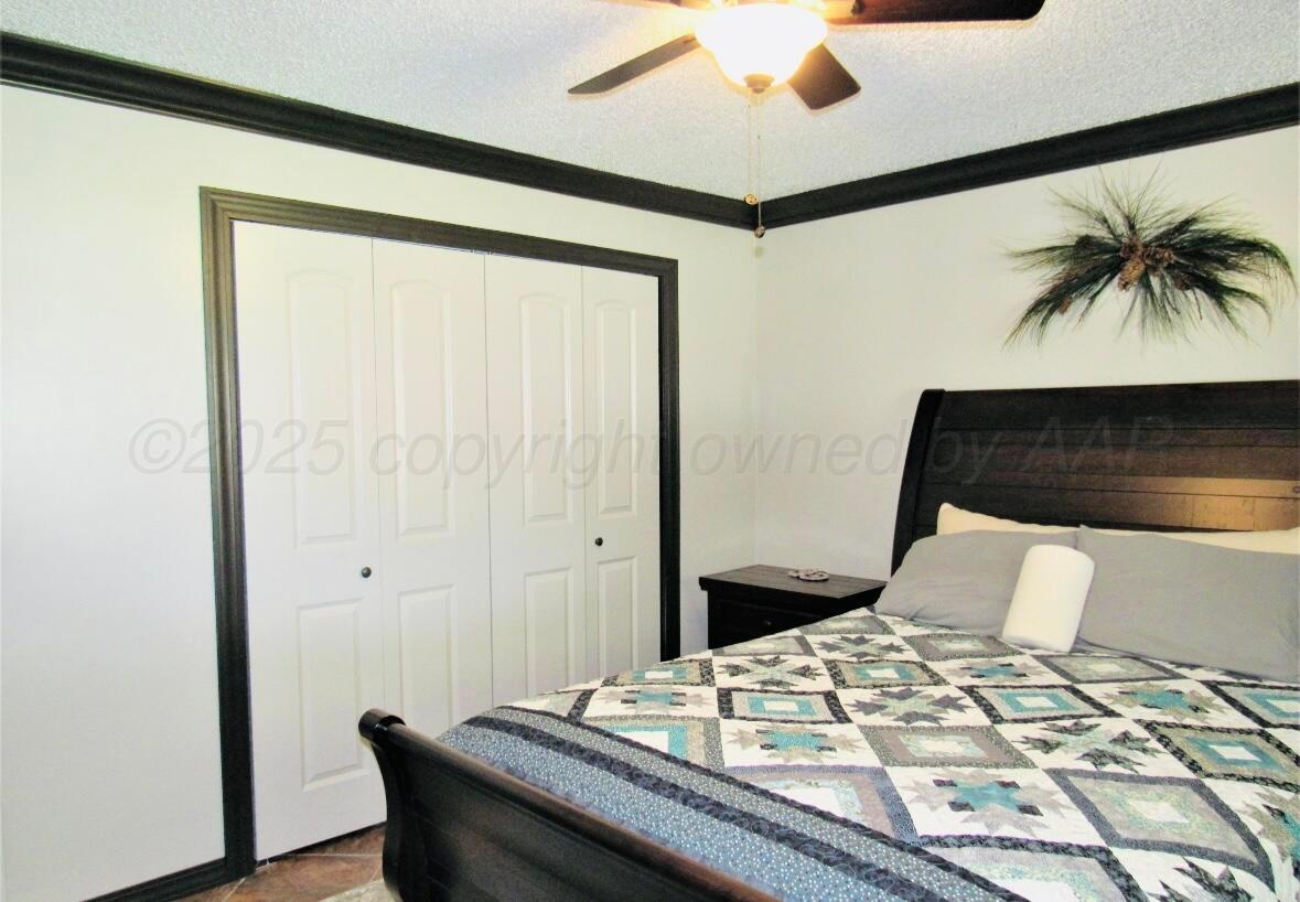716 S Dressen Street, Spearman, Texas image 12