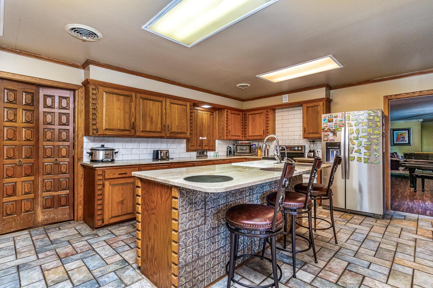 1900 Hemlock Street, Borger, Alaska image 11