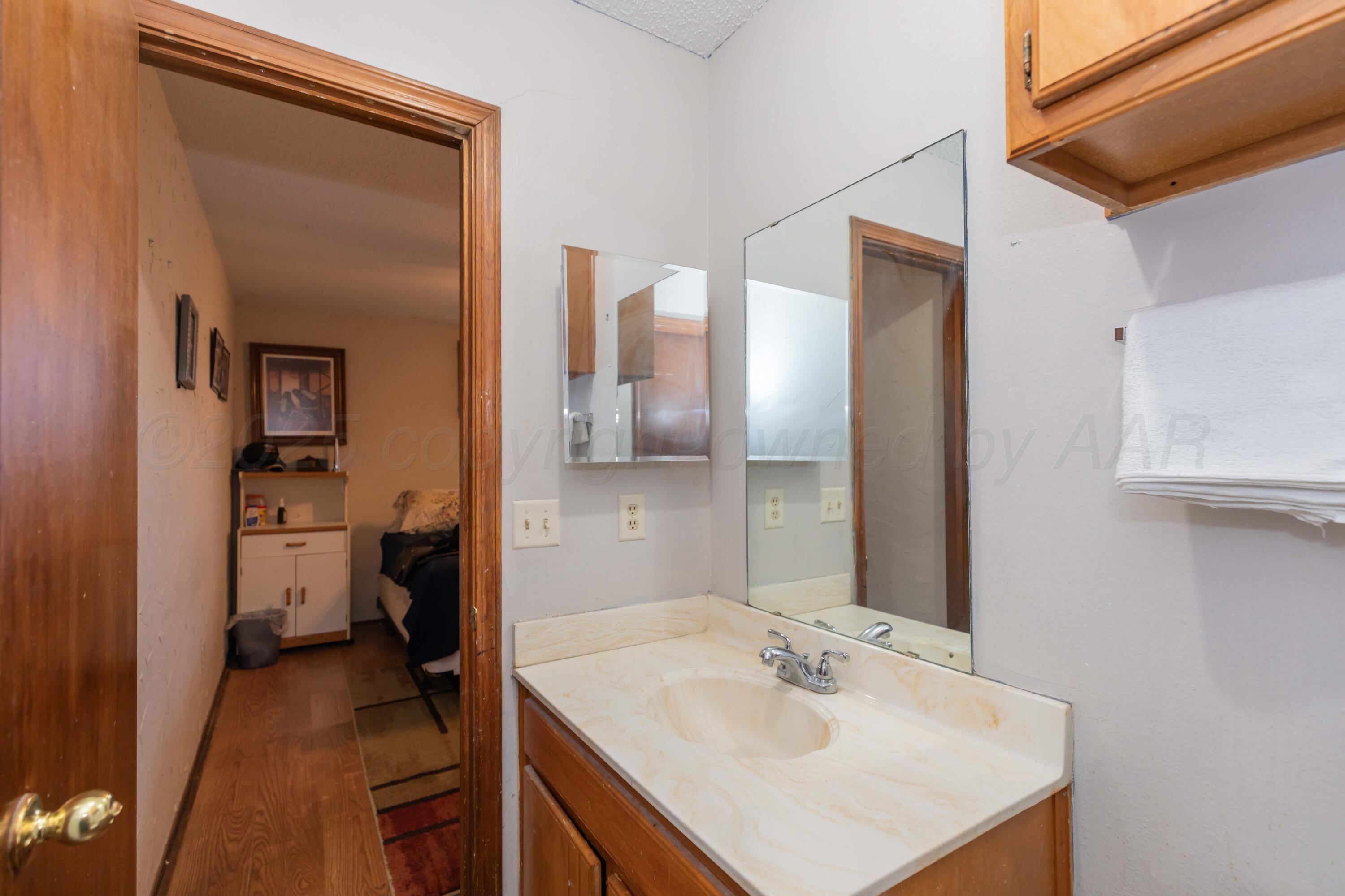 609 W Groom Avenue, Panhandle, Texas image 17