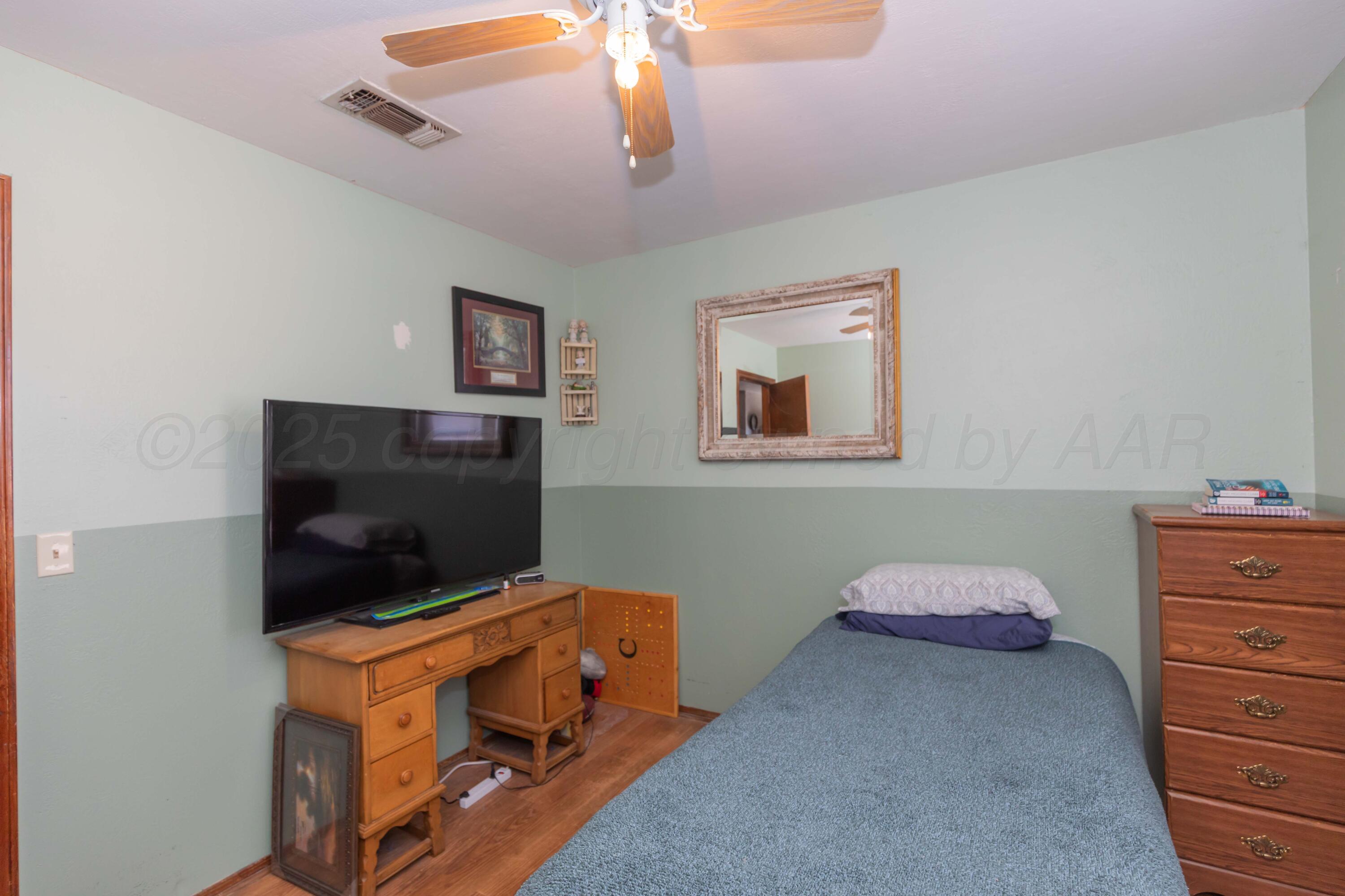 609 W Groom Avenue, Panhandle, Texas image 20