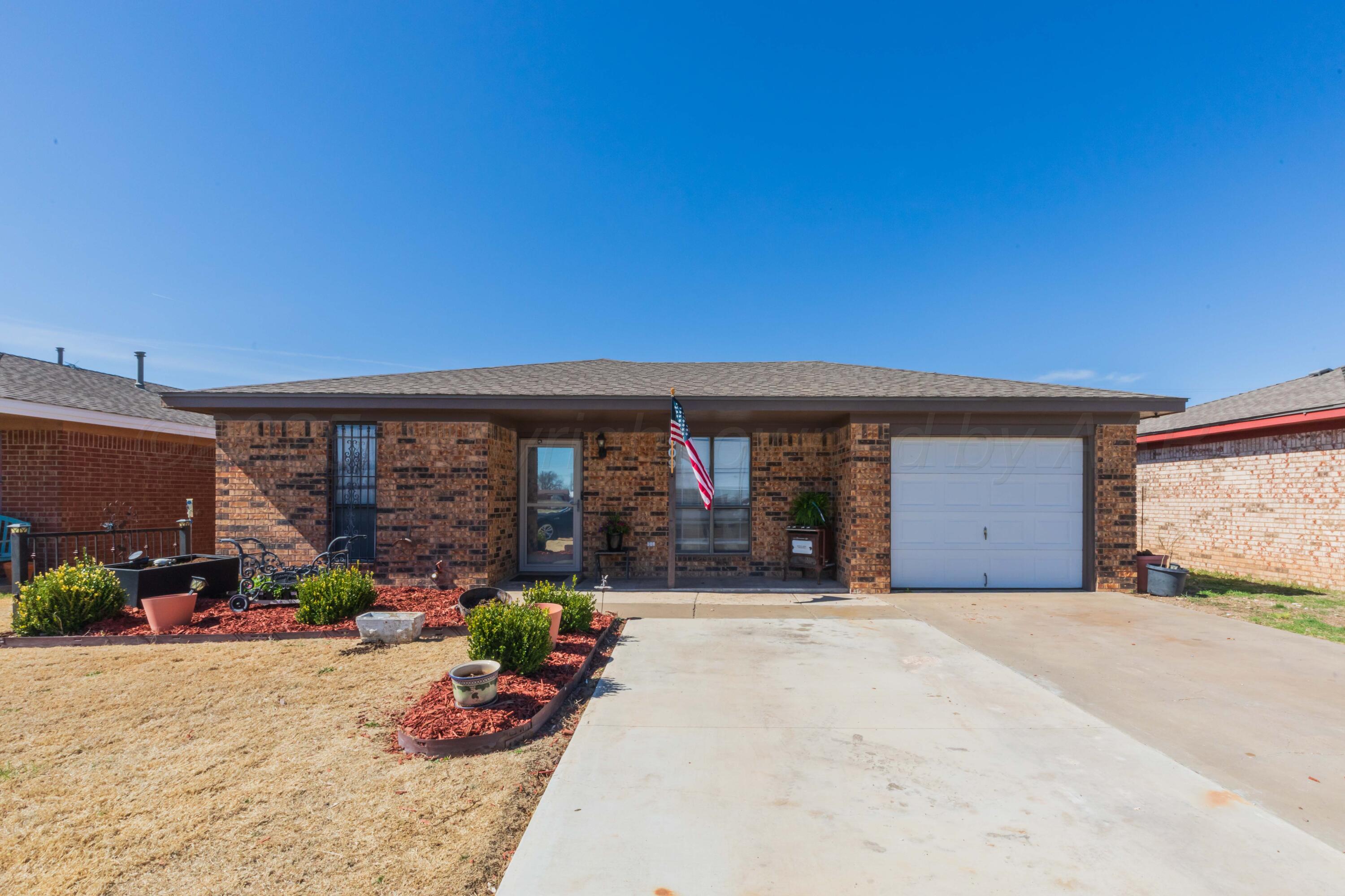 609 W Groom Avenue, Panhandle, Texas image 2