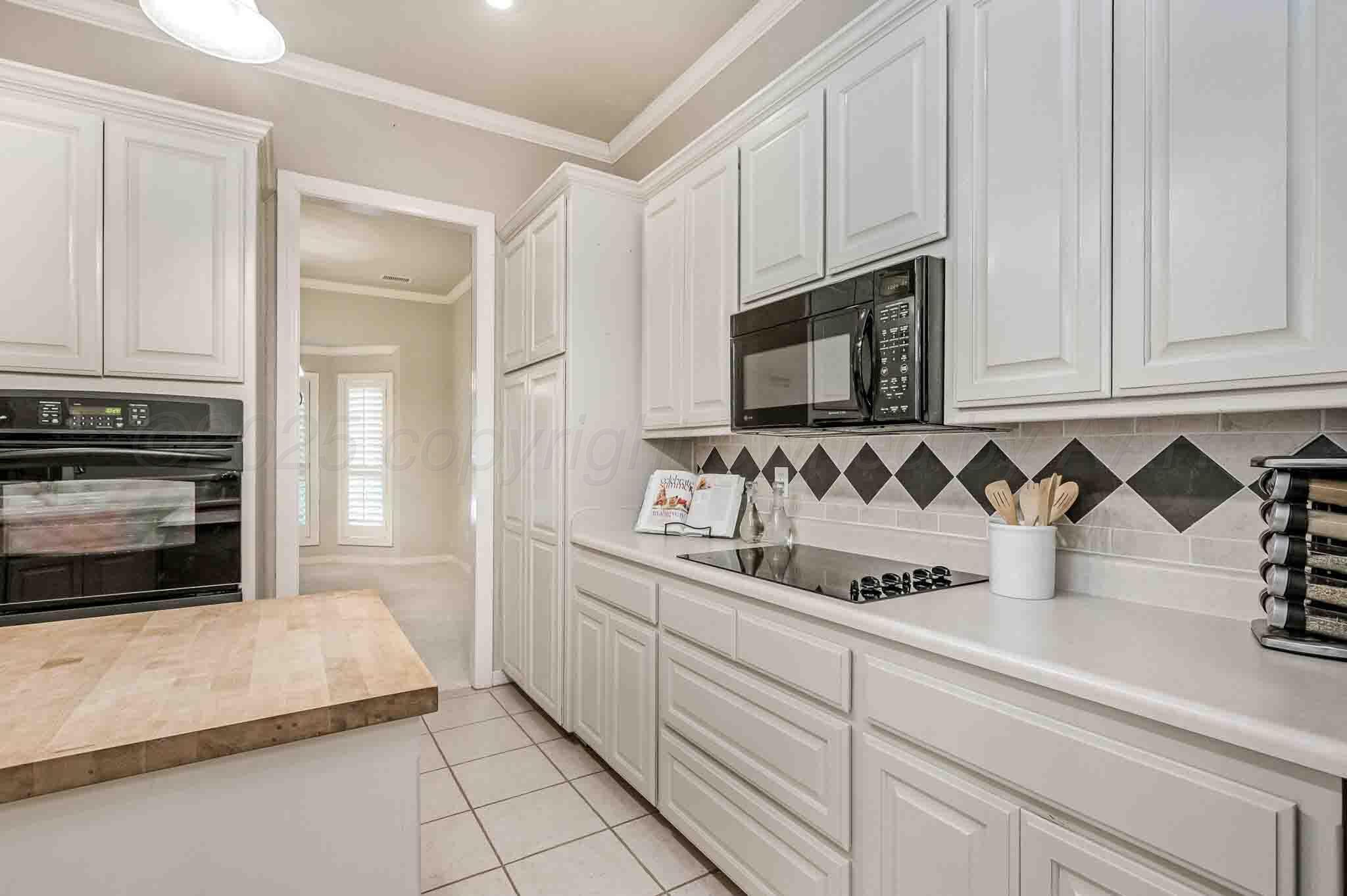 7802 Pineridge Drive, Amarillo, Alaska image 6