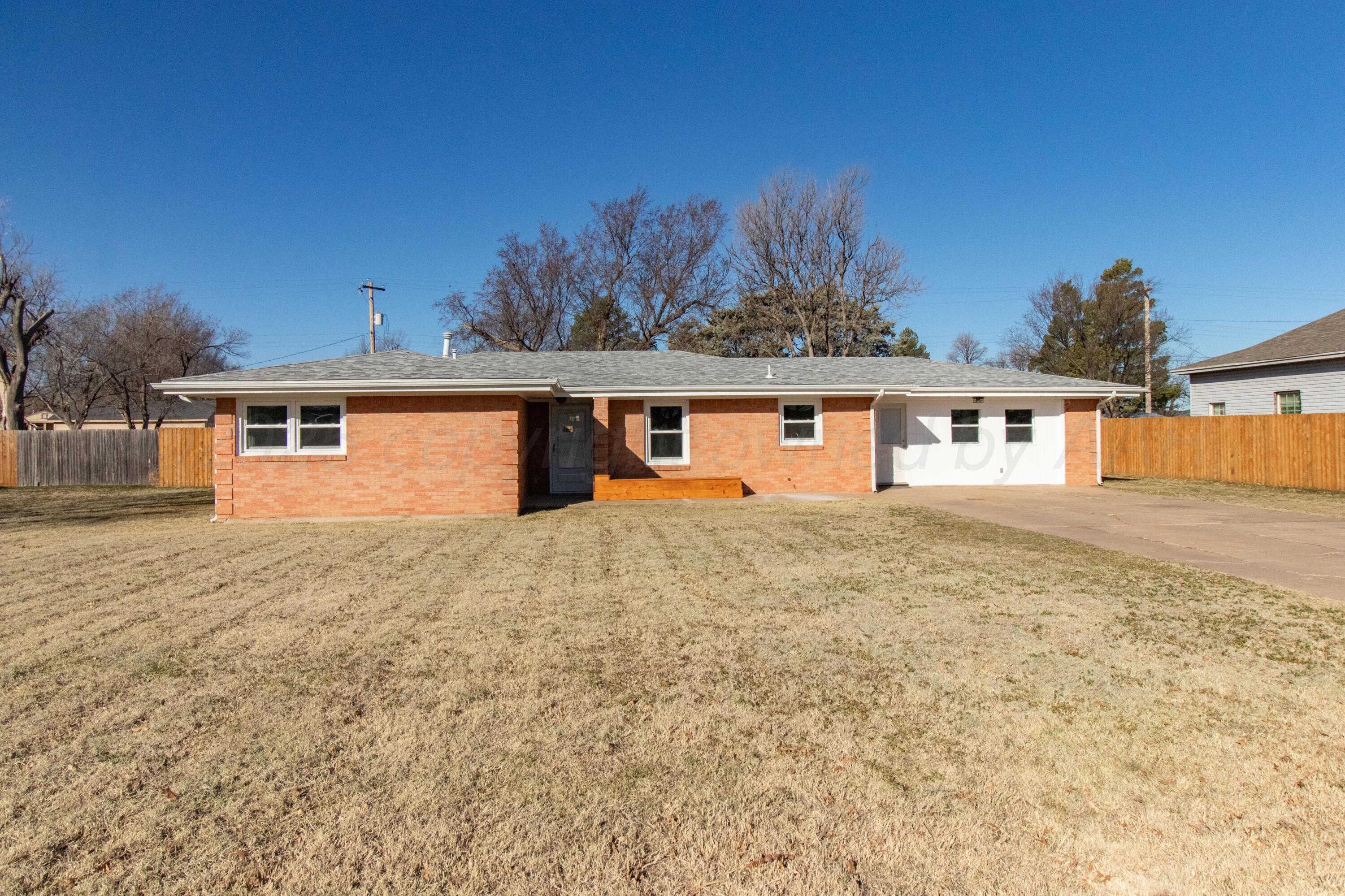 206 Dysart Street, Claude, Texas image 3