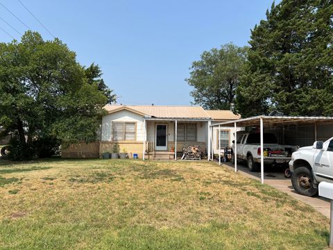 Homes For Sale - 908 S Dressen Street<br/> Spearman, TX 79081