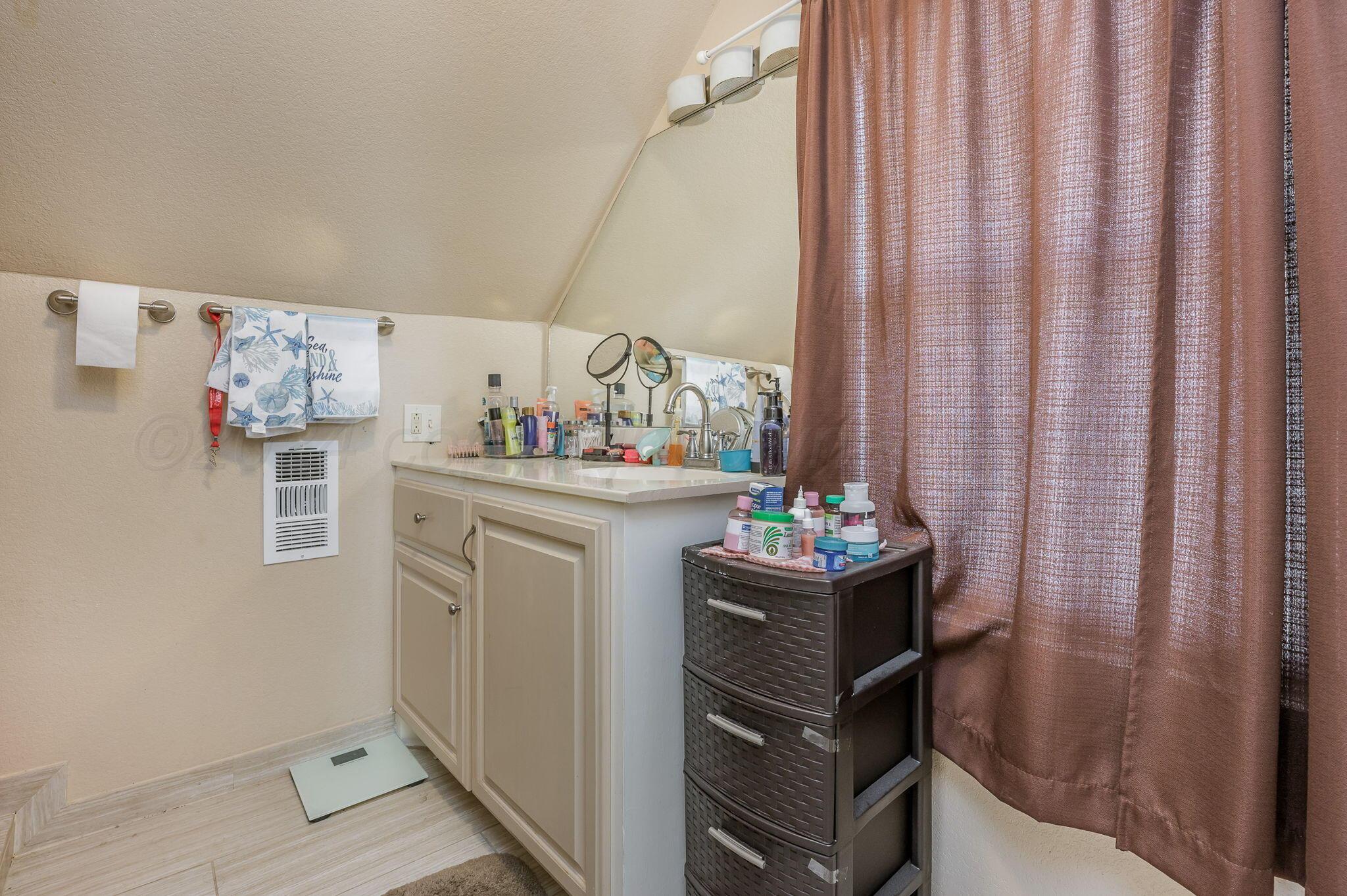 304 S Austin Street, Amarillo, Pennsylvania image 16