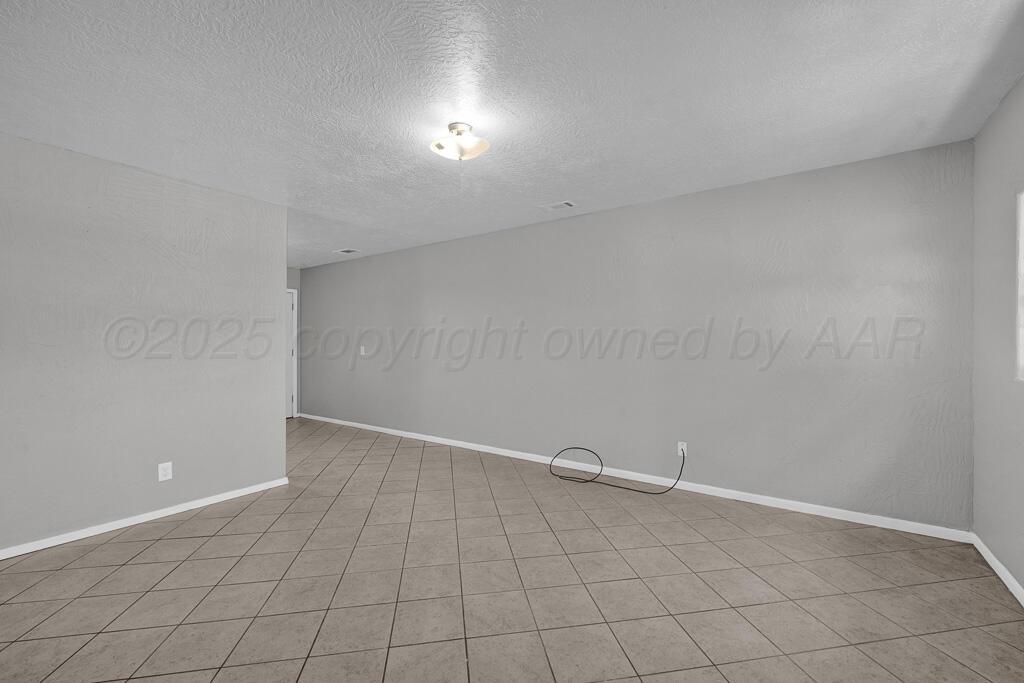 510 S Philadelphia St, Amarillo, Alaska image 4