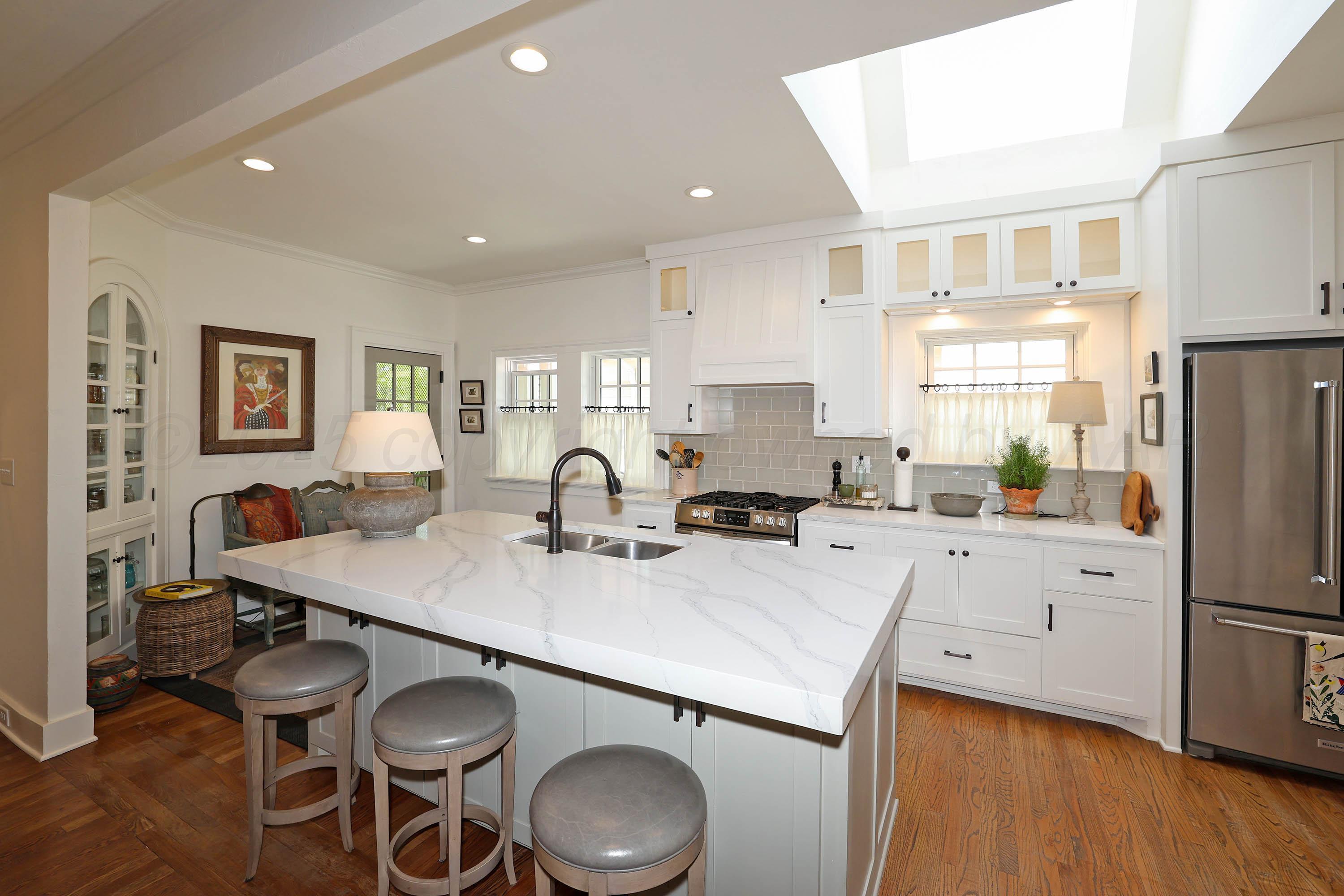 2215 S Hughes Street, Amarillo, Alaska image 15