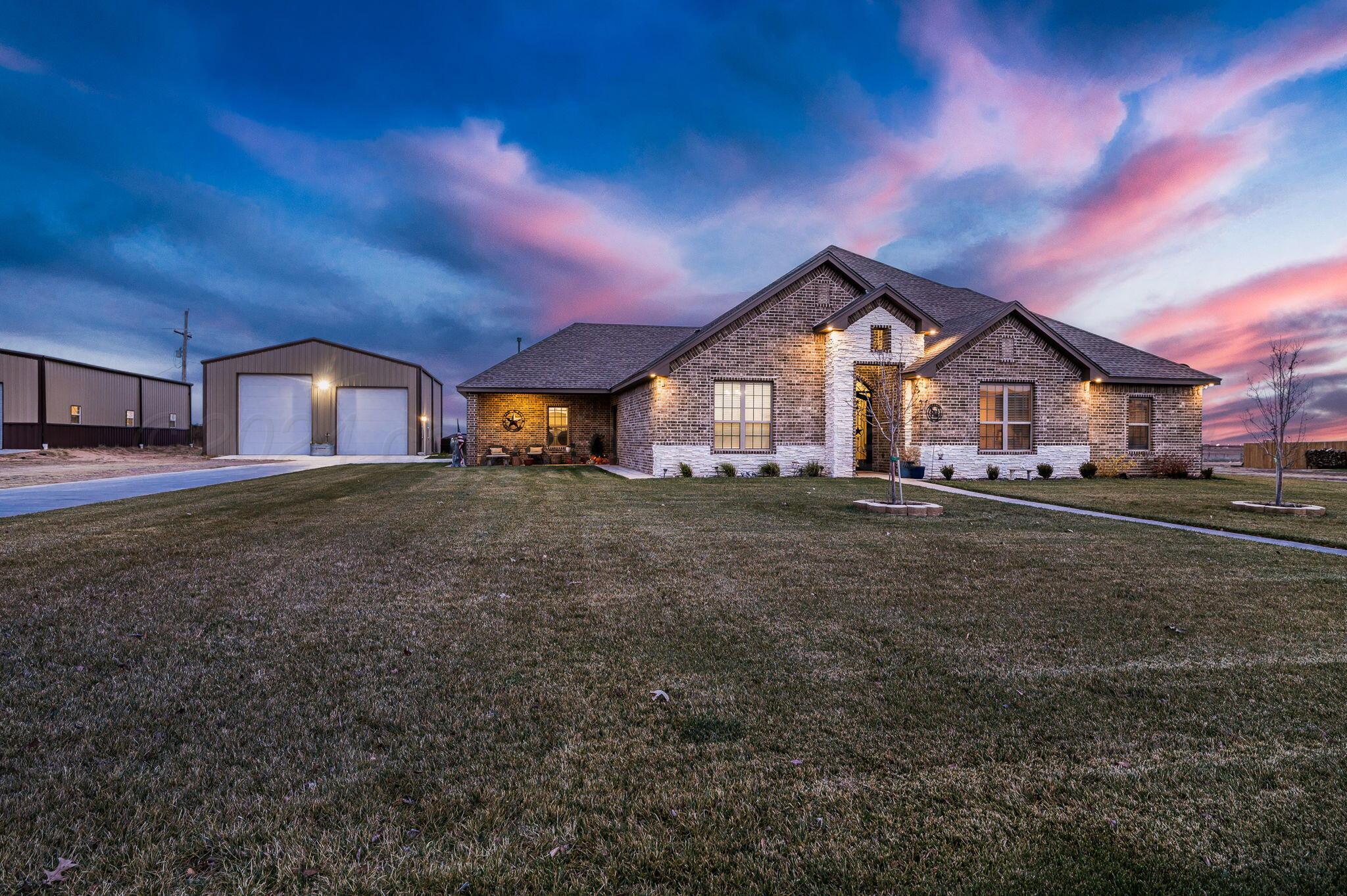 9051 Bridle Trails Drive, Amarillo, Texas image 2