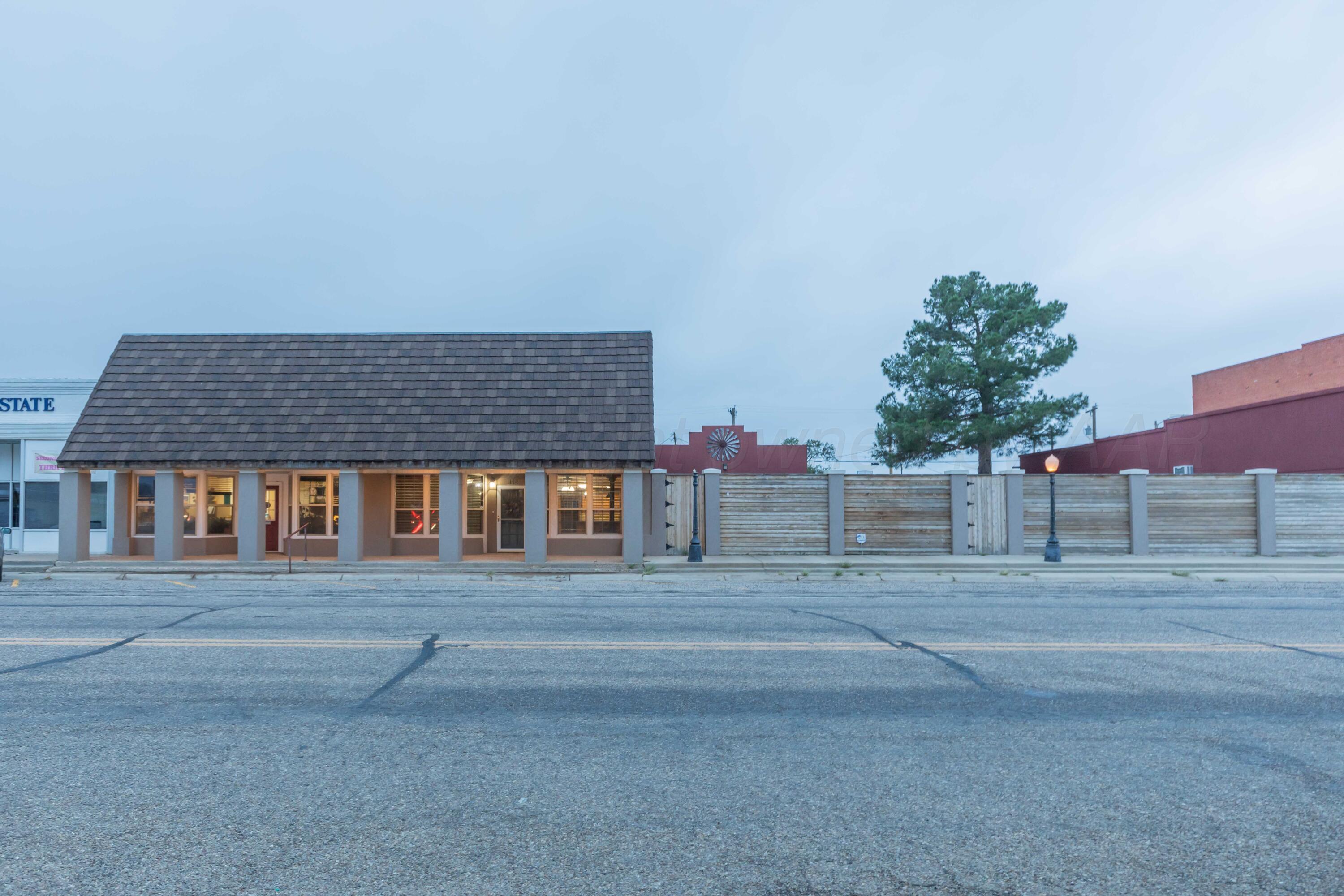 112 Trice Street, Claude, Texas image 1