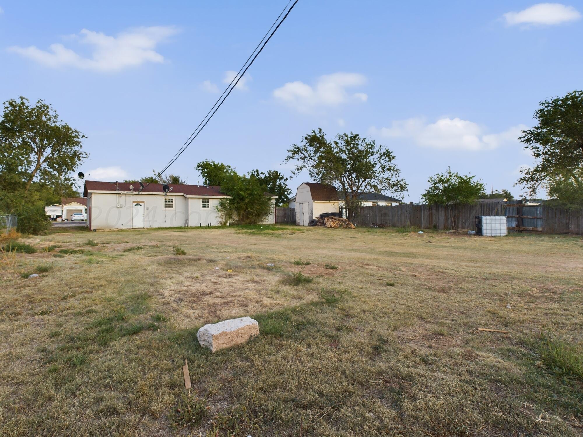 1220 S Meredith Avenue, Dumas, Texas image 12