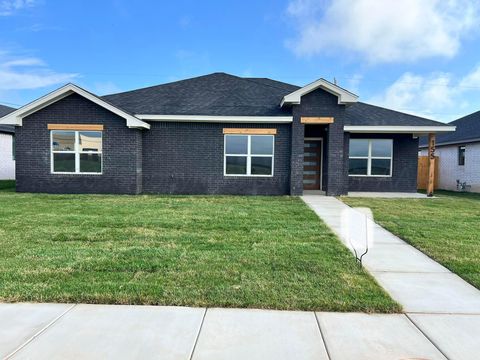 Homes For Sale - 155 Prickly Pear Lane<br/> Cactus, TX 79013
