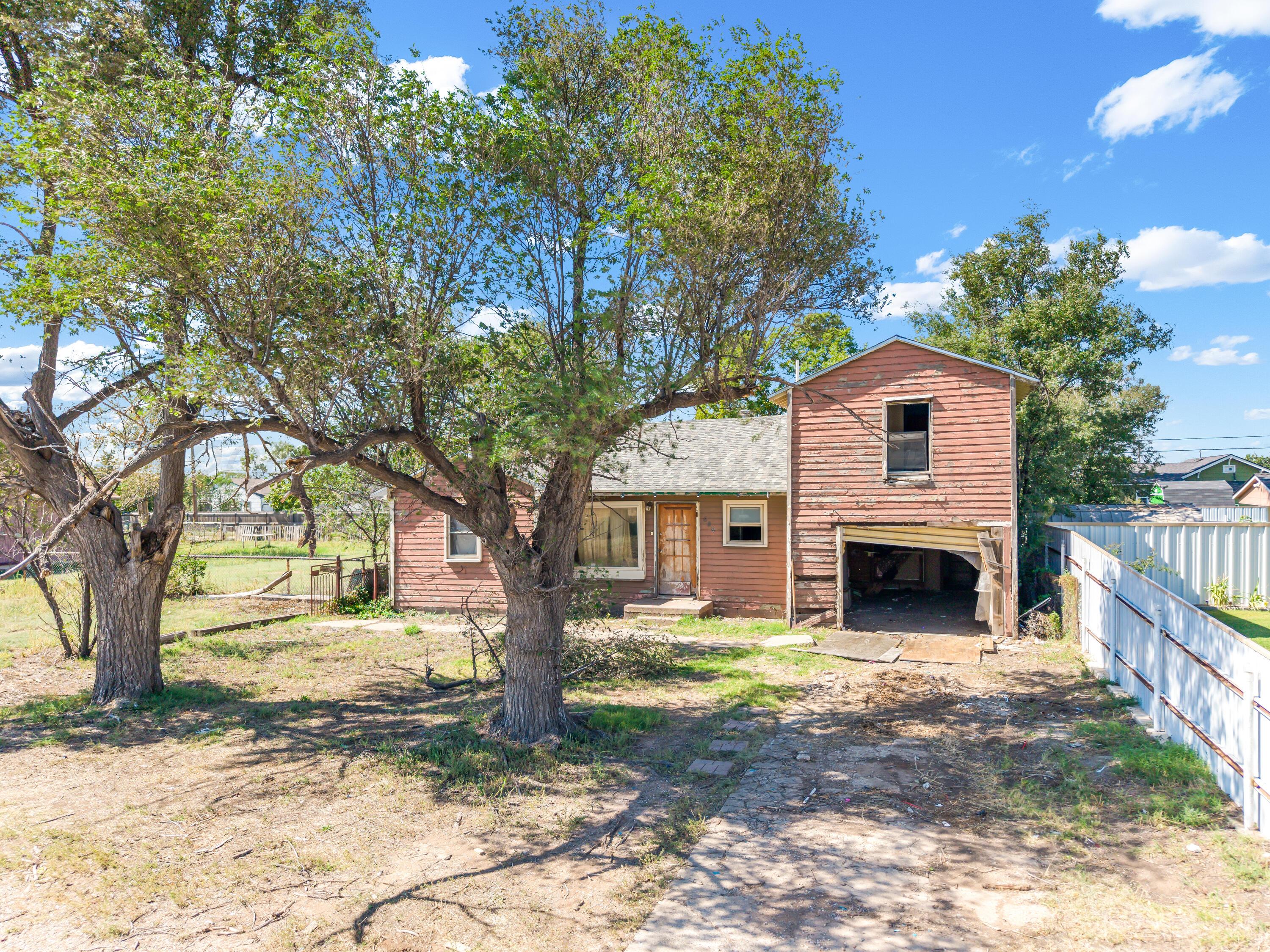 Dumas, Texas 79029, United States, 3 Bedrooms Bedrooms, ,2 BathroomsBathrooms,Residential,Active,224883