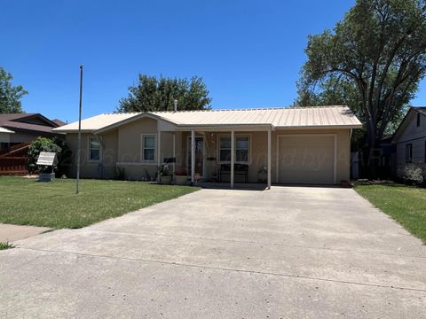 Homes For Sale - 3010 NE 25th Avenue<br/> Amarillo, TX 79107