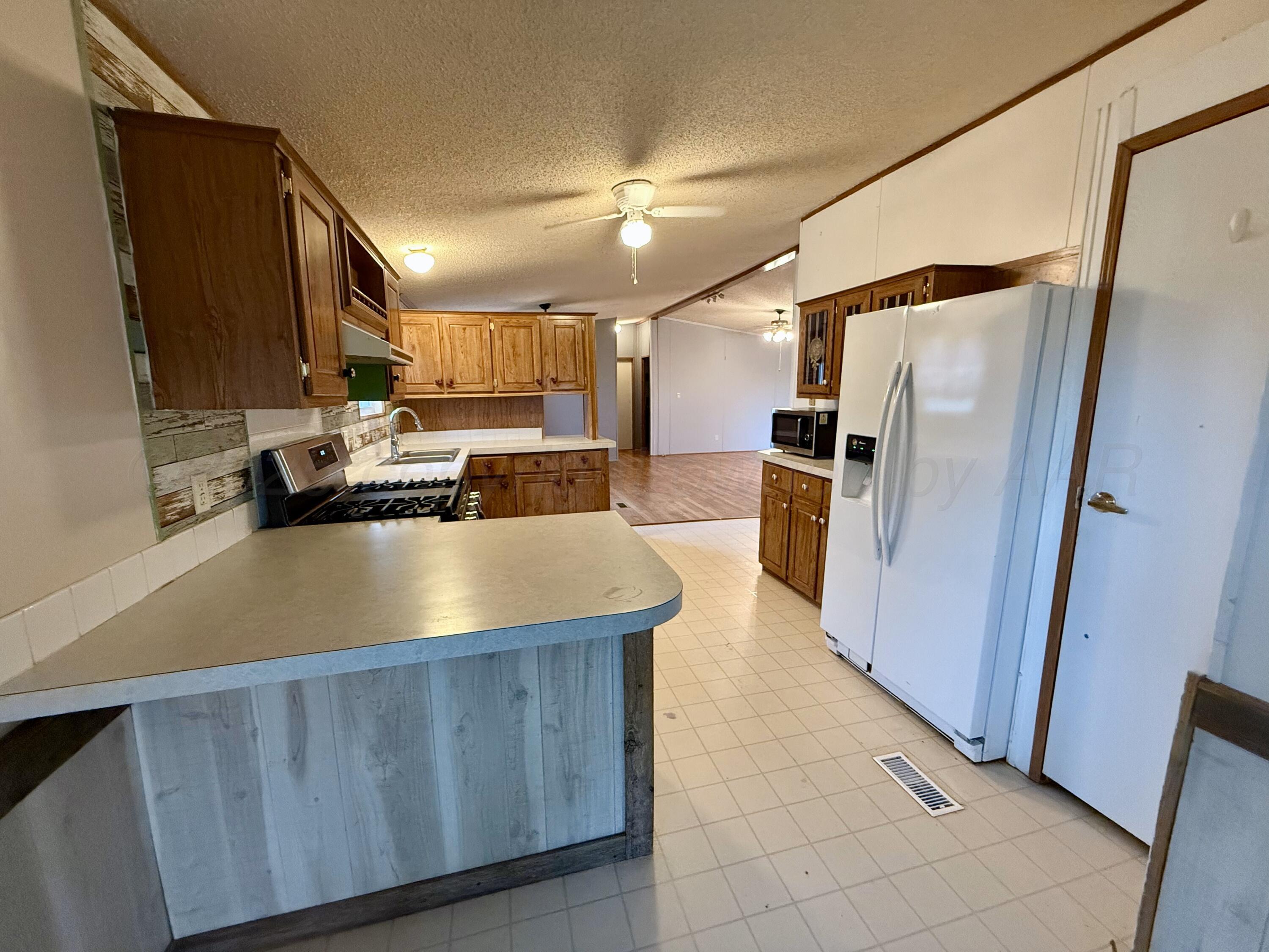 2700 N Potter Drive, Amarillo, Alaska image 8